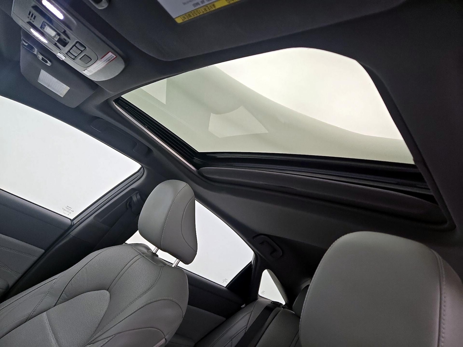 2020 Toyota Avalon Limited - Photo 21