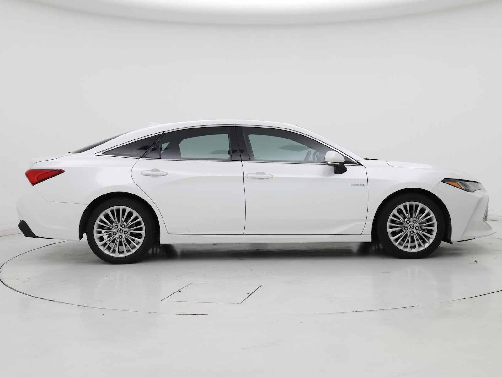 2020 Toyota Avalon Limited - Photo 8
