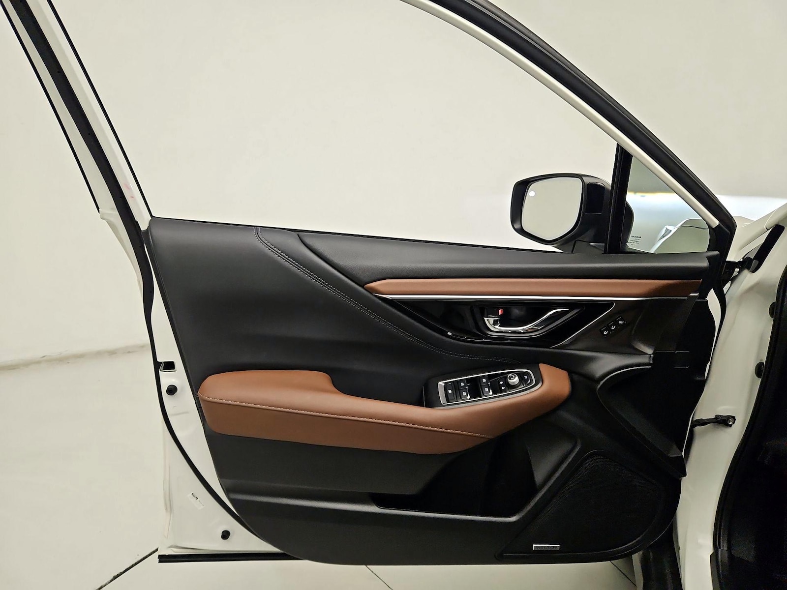 2025 Subaru Outback Touring - Photo 13