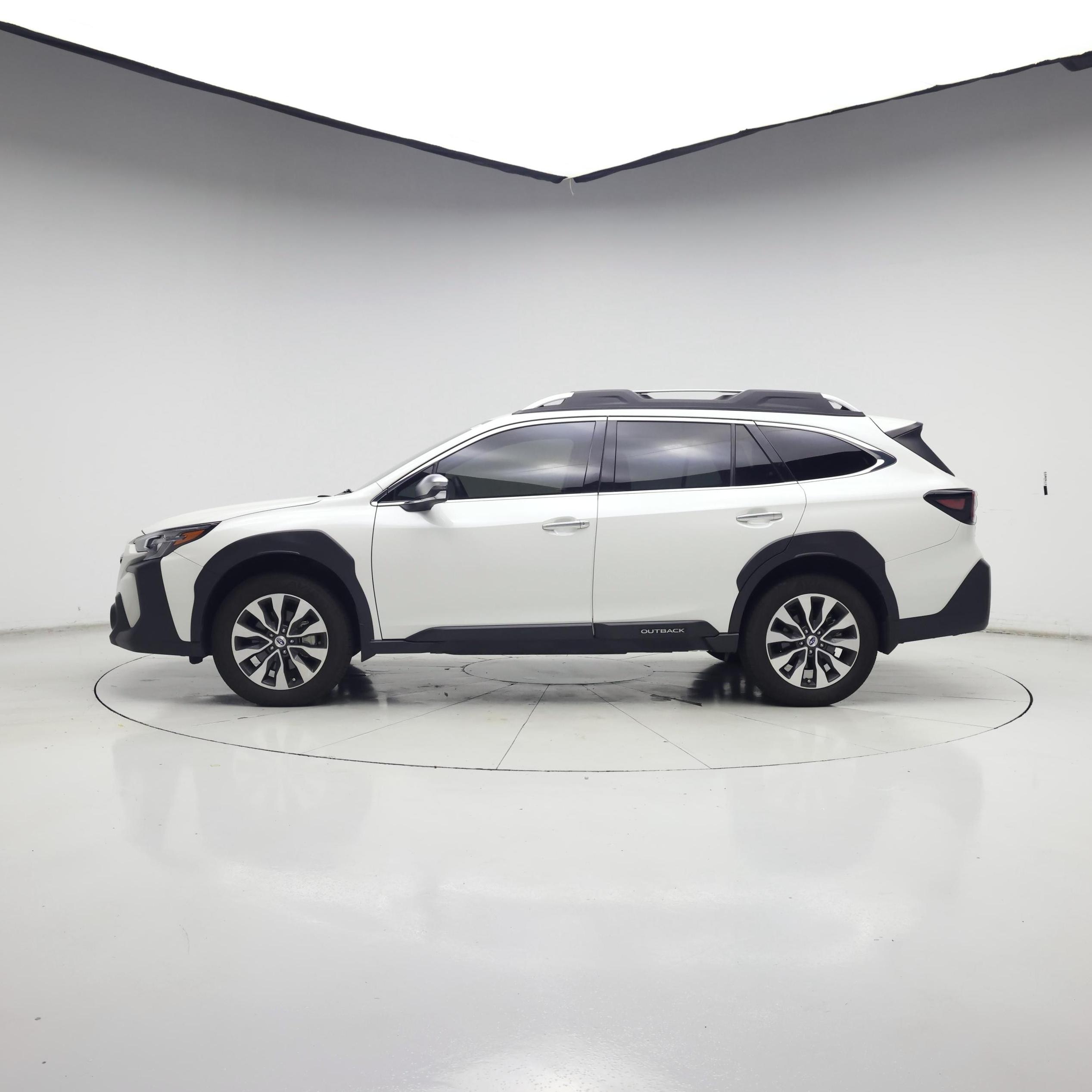 Thumbnail: 2025 Subaru Outback - 3