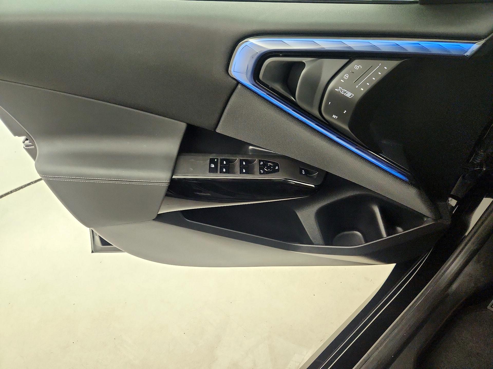 Thumbnail: 2025 BMW X3 - 12
