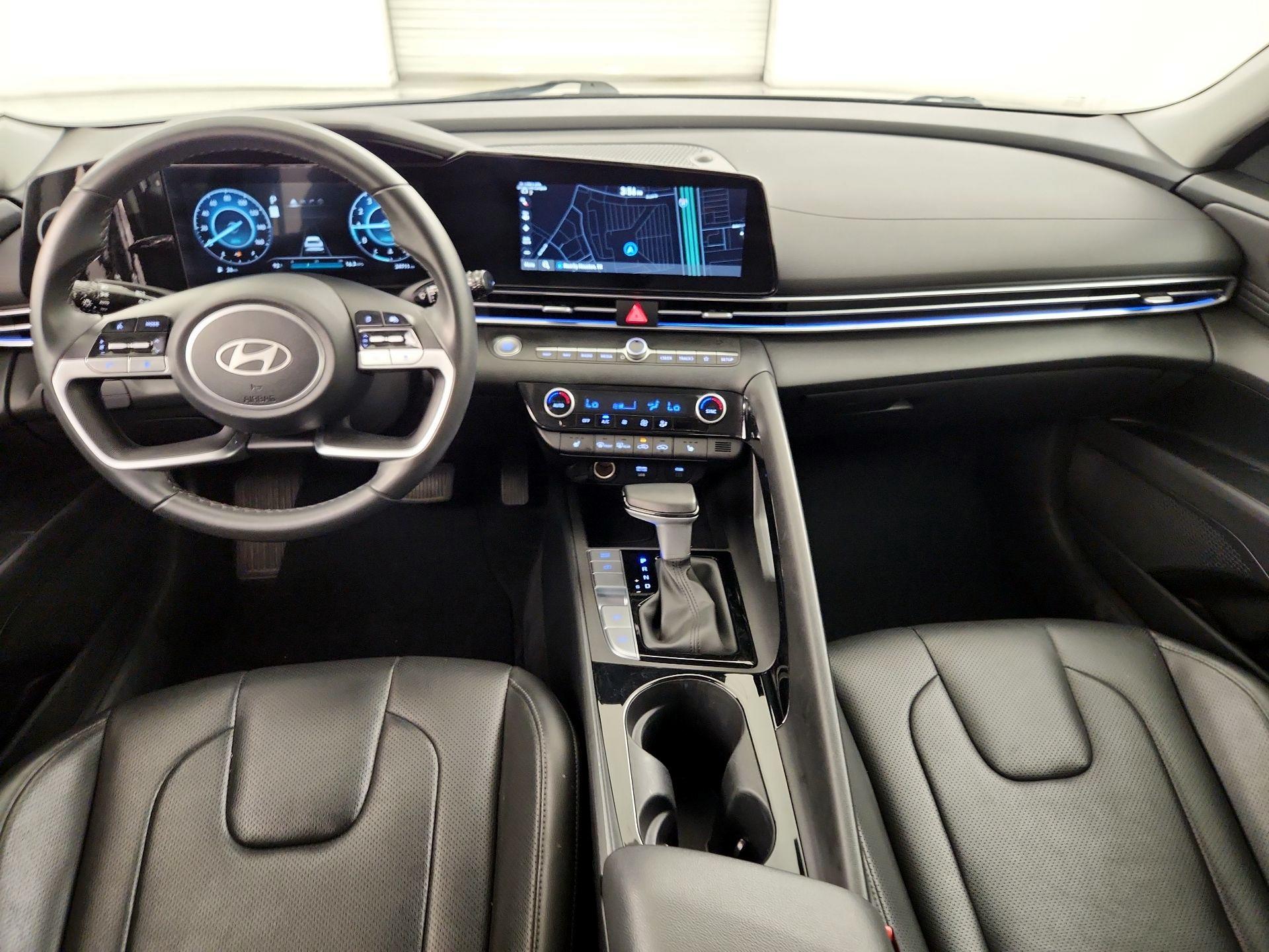 Thumbnail: 2025 Hyundai Elantra - 9