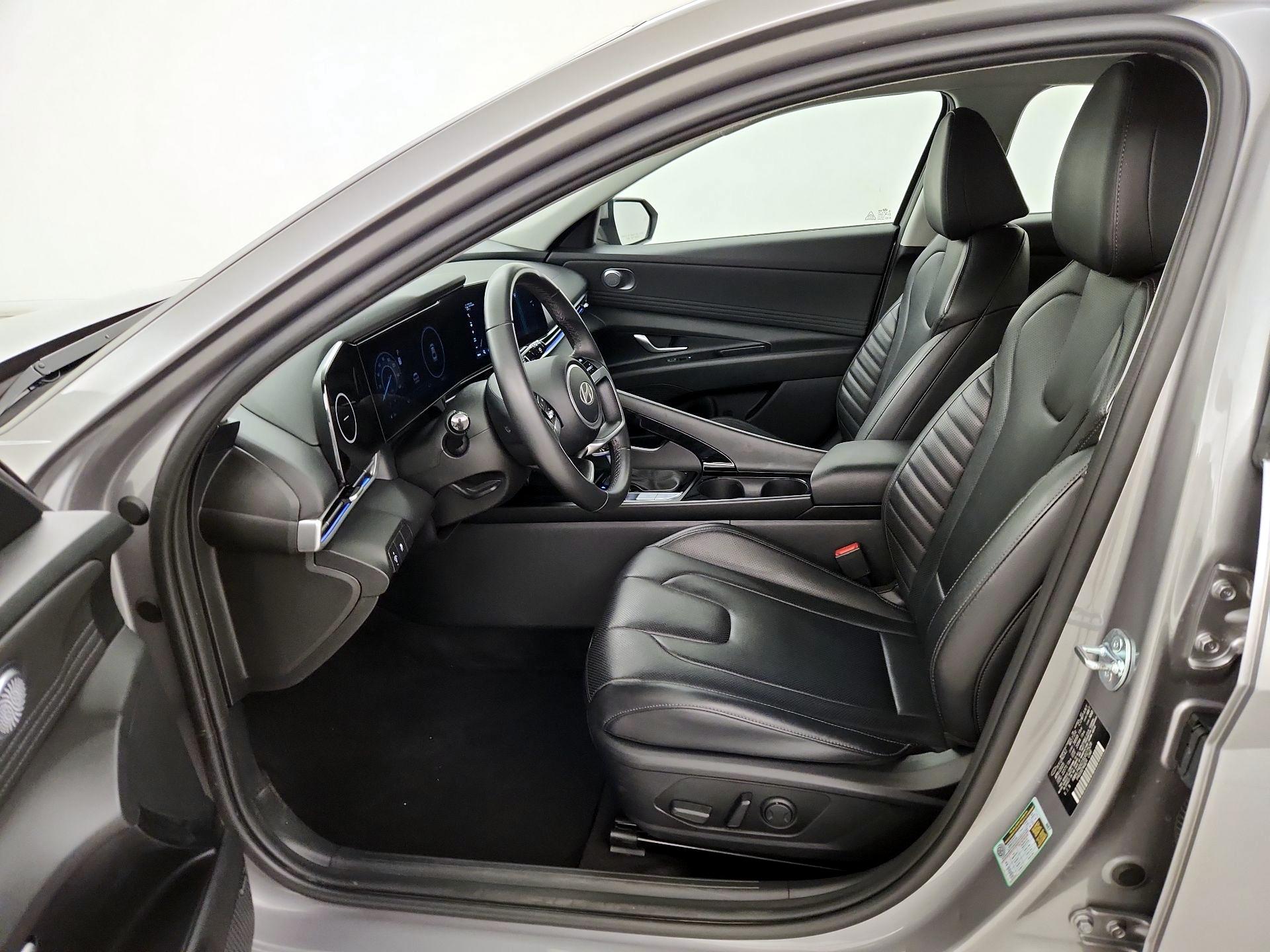 Thumbnail: 2025 Hyundai Elantra - 11