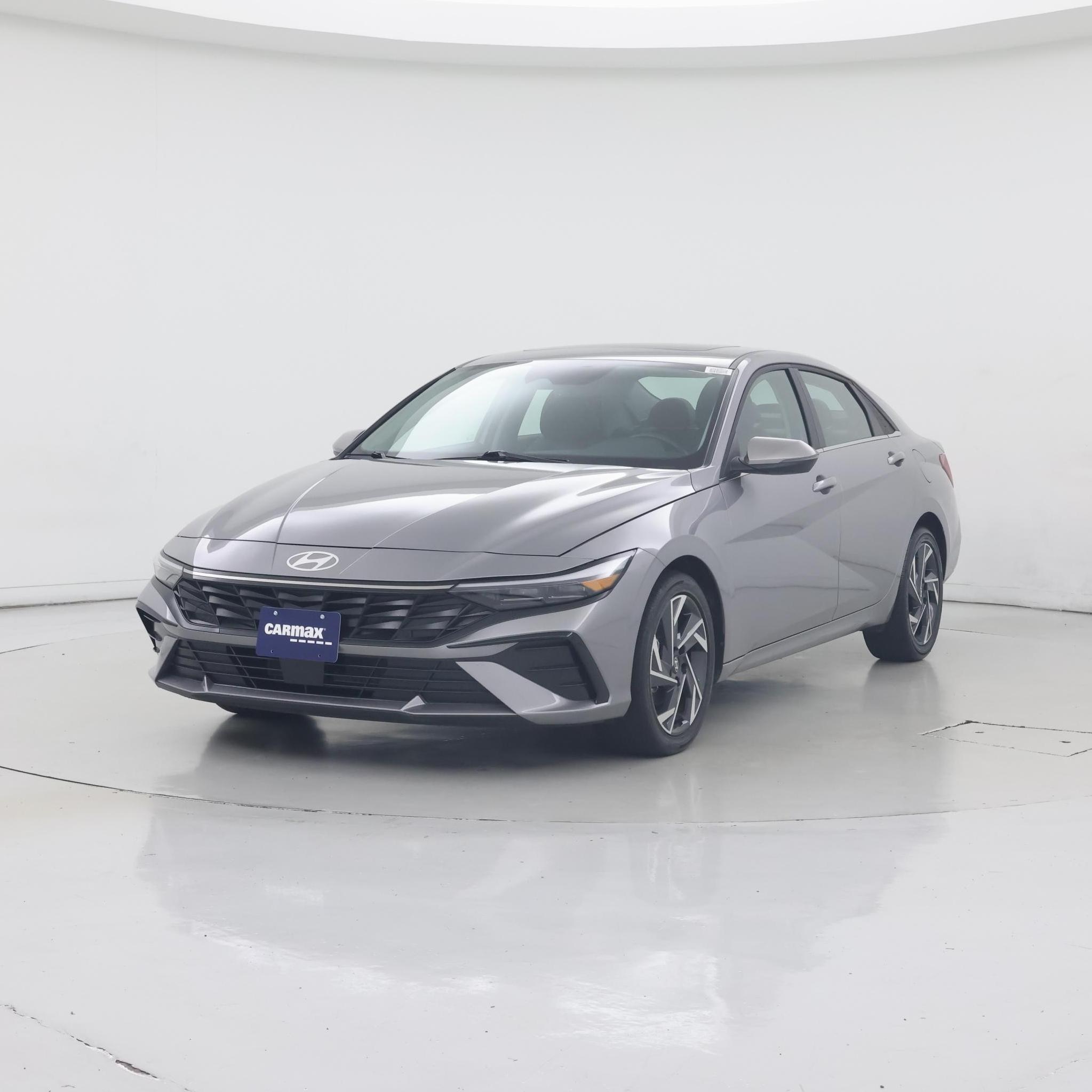 Thumbnail: 2025 Hyundai Elantra - 4