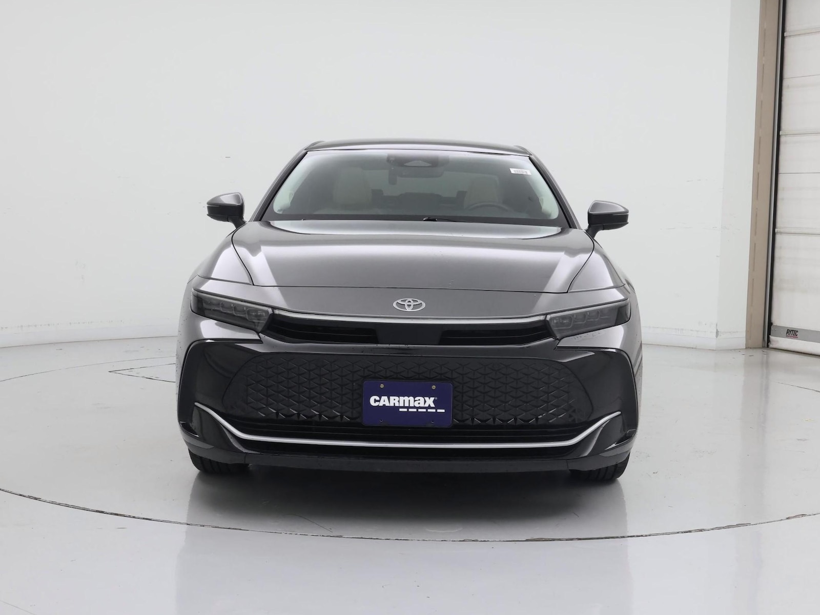 2023 Toyota Crown Limited - Photo 6