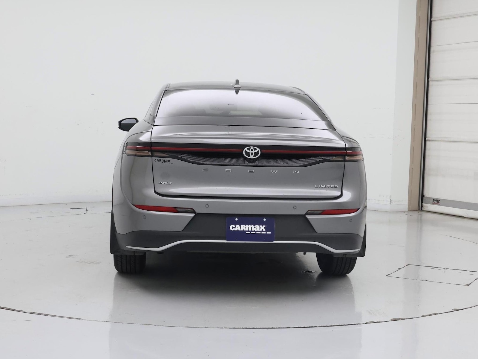 2023 Toyota Crown Limited - Photo 7