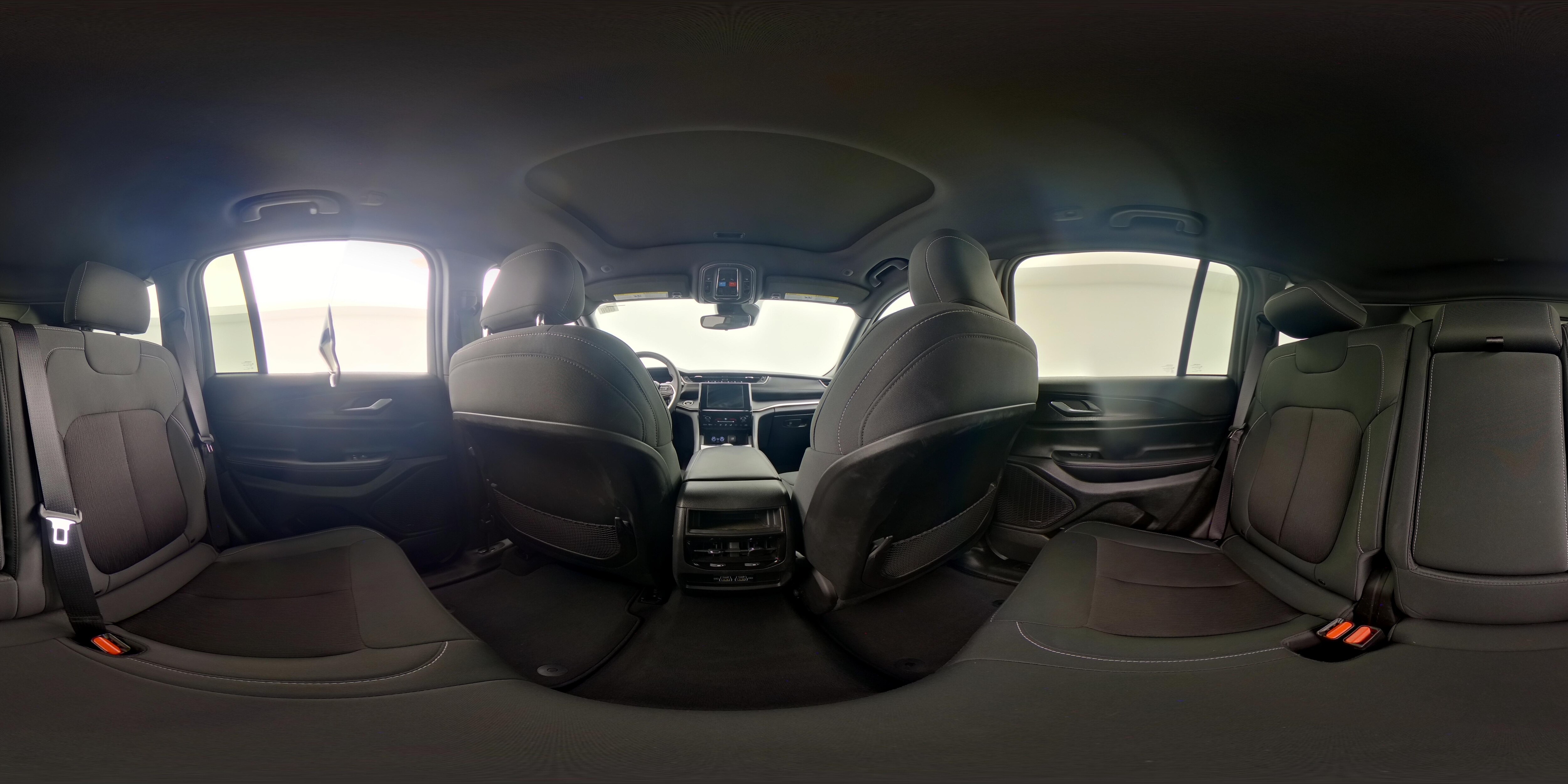 2024 Jeep Grand Cherokee Laredo - Photo 26