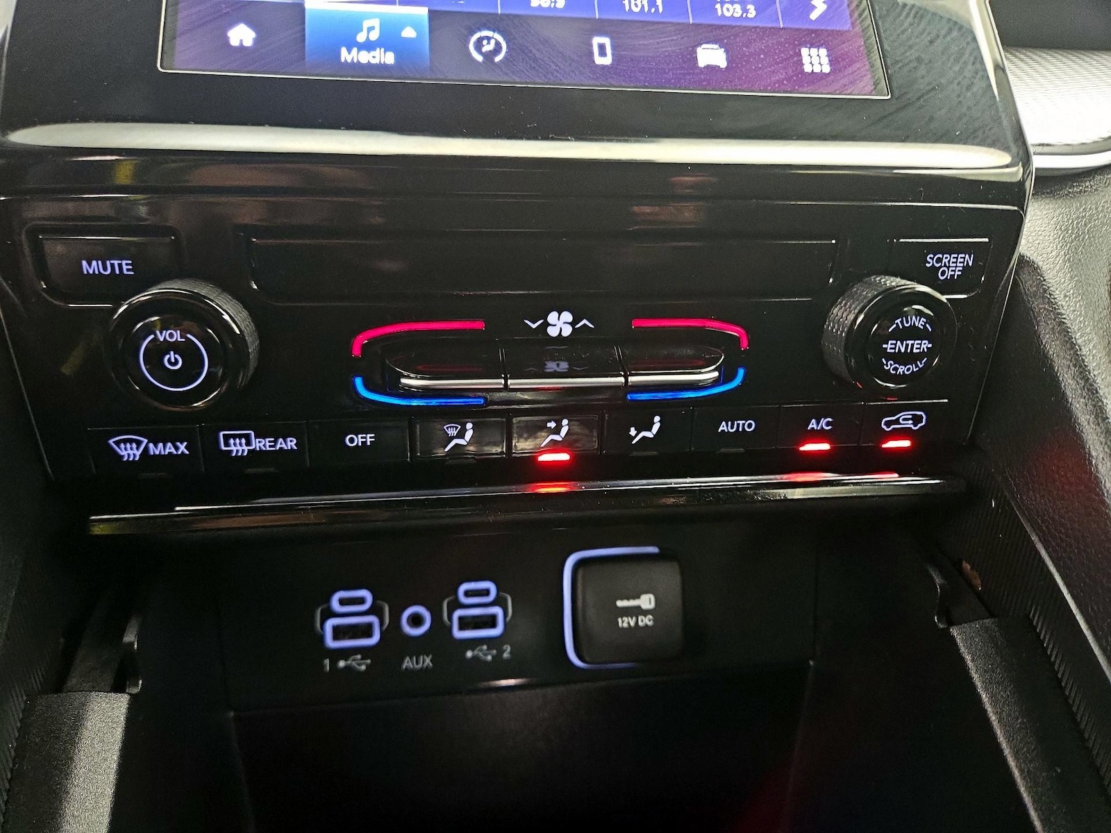 2024 Jeep Grand Cherokee Laredo - Photo 17