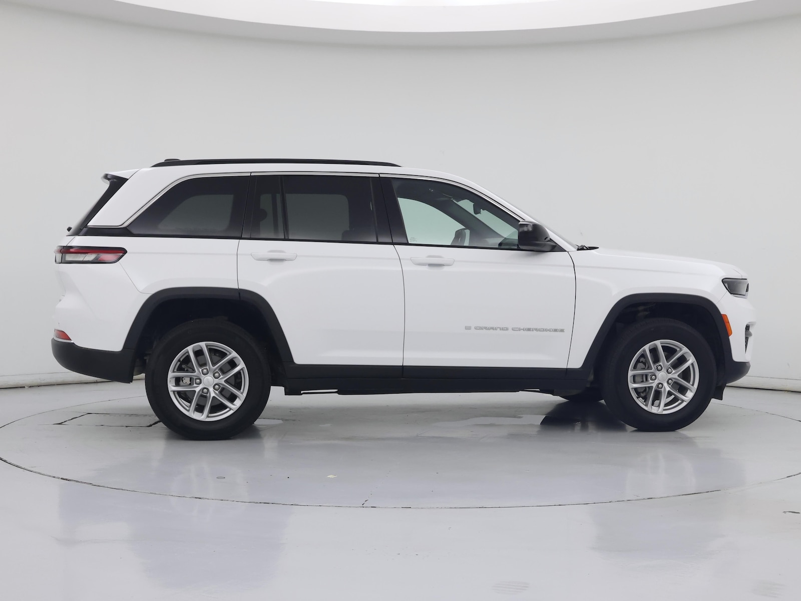2024 Jeep Grand Cherokee Laredo - Photo 8