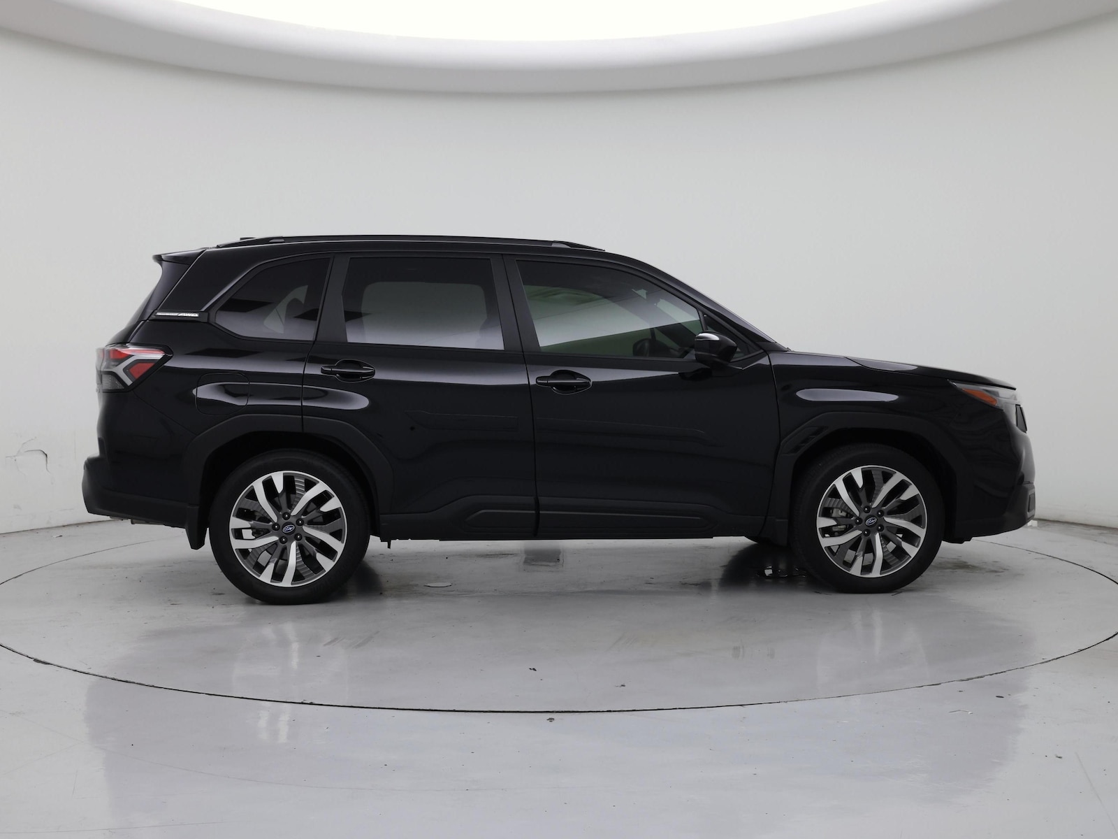 2025 Subaru Forester Touring - Photo 8