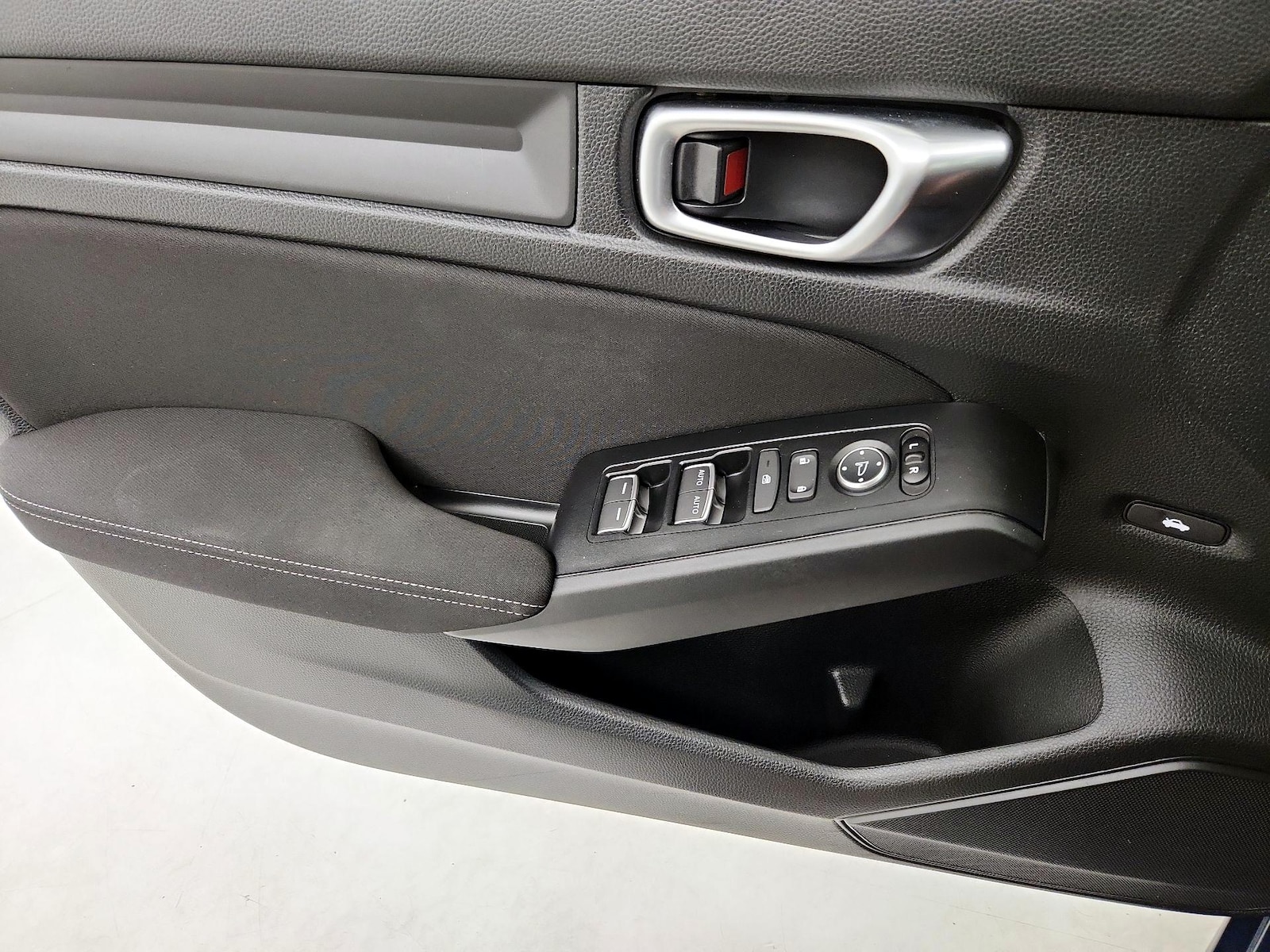 2026 Honda Civic LX - Photo 13