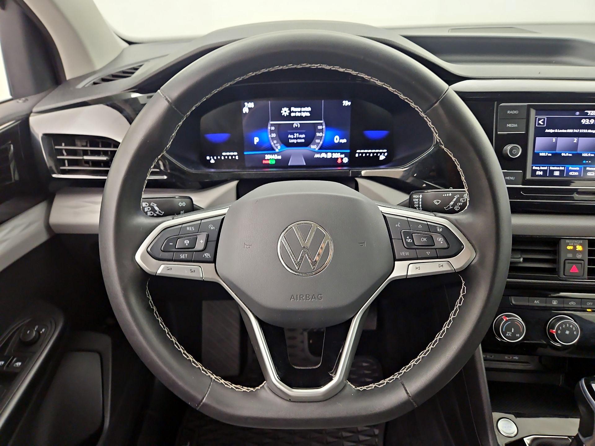 Thumbnail: 2024 Volkswagen Taos - 10