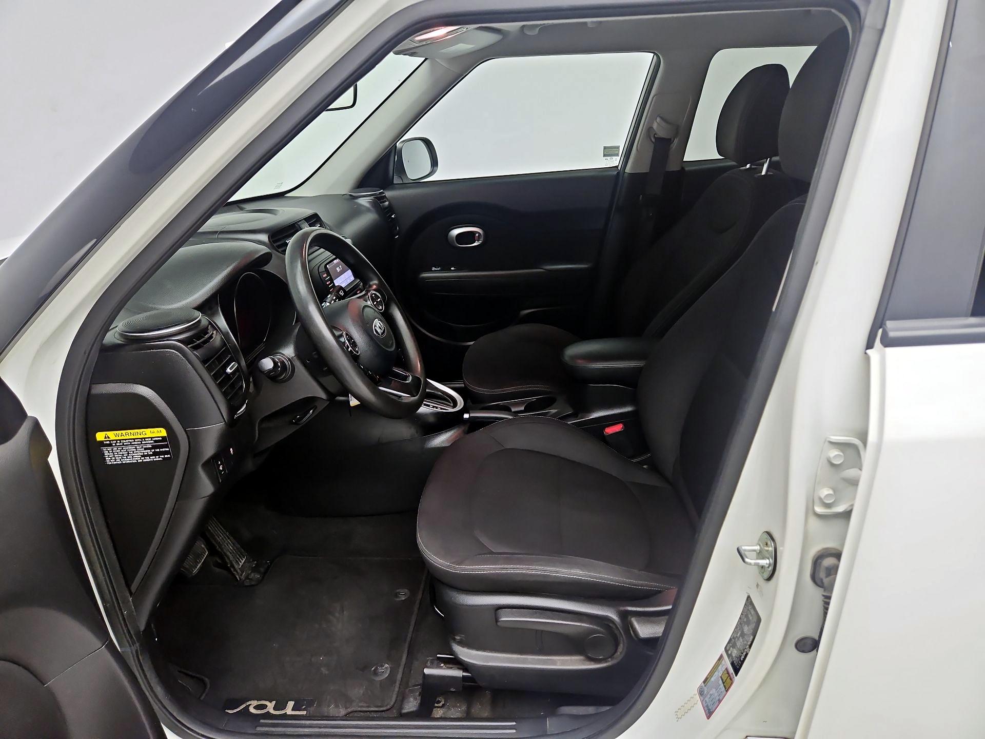 Thumbnail: 2019 Kia Soul - 11