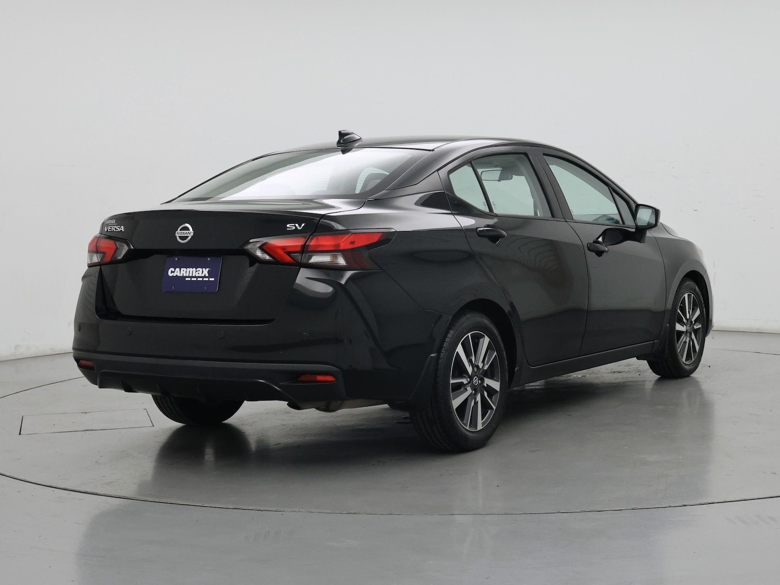 2022 Nissan Versa Sedan SV - Photo 9
