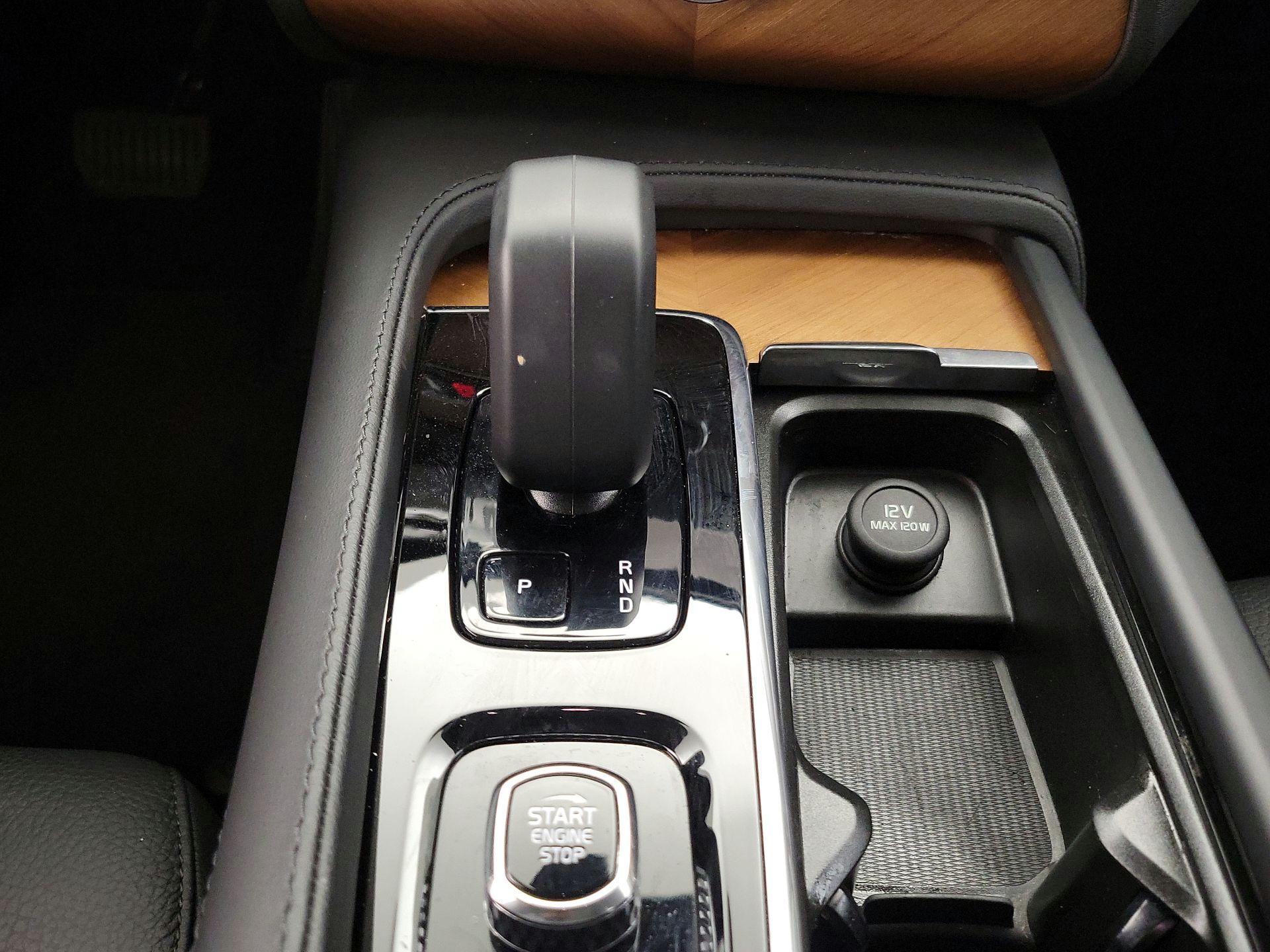 Thumbnail: 2023 Volvo XC90 - 17