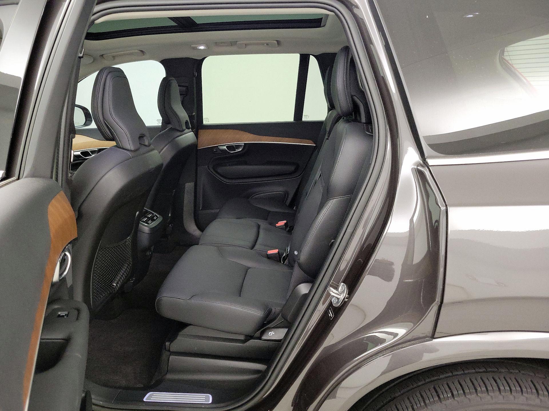 Thumbnail: 2023 Volvo XC90 - 20