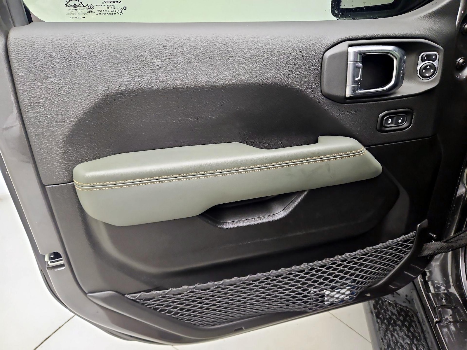 2025 Jeep Gladiator Mojave - Photo 13