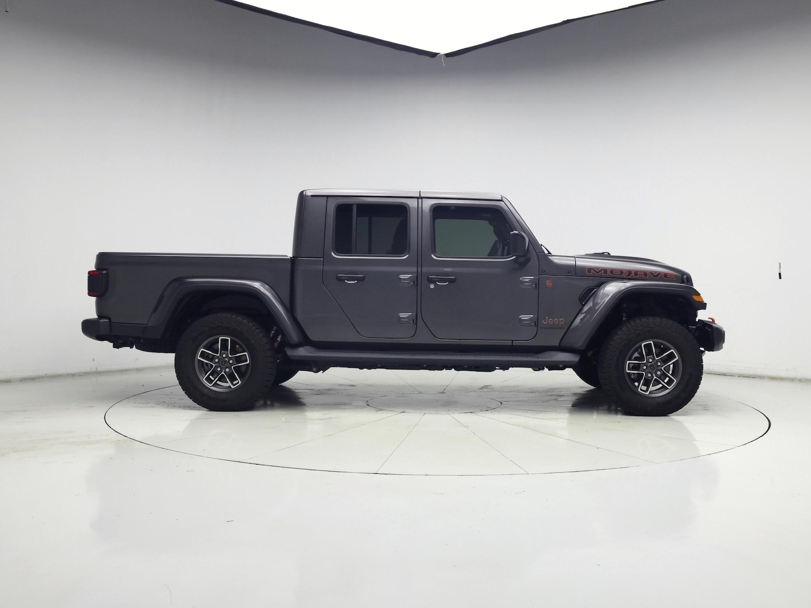 2025 Jeep Gladiator Mojave - Photo 8