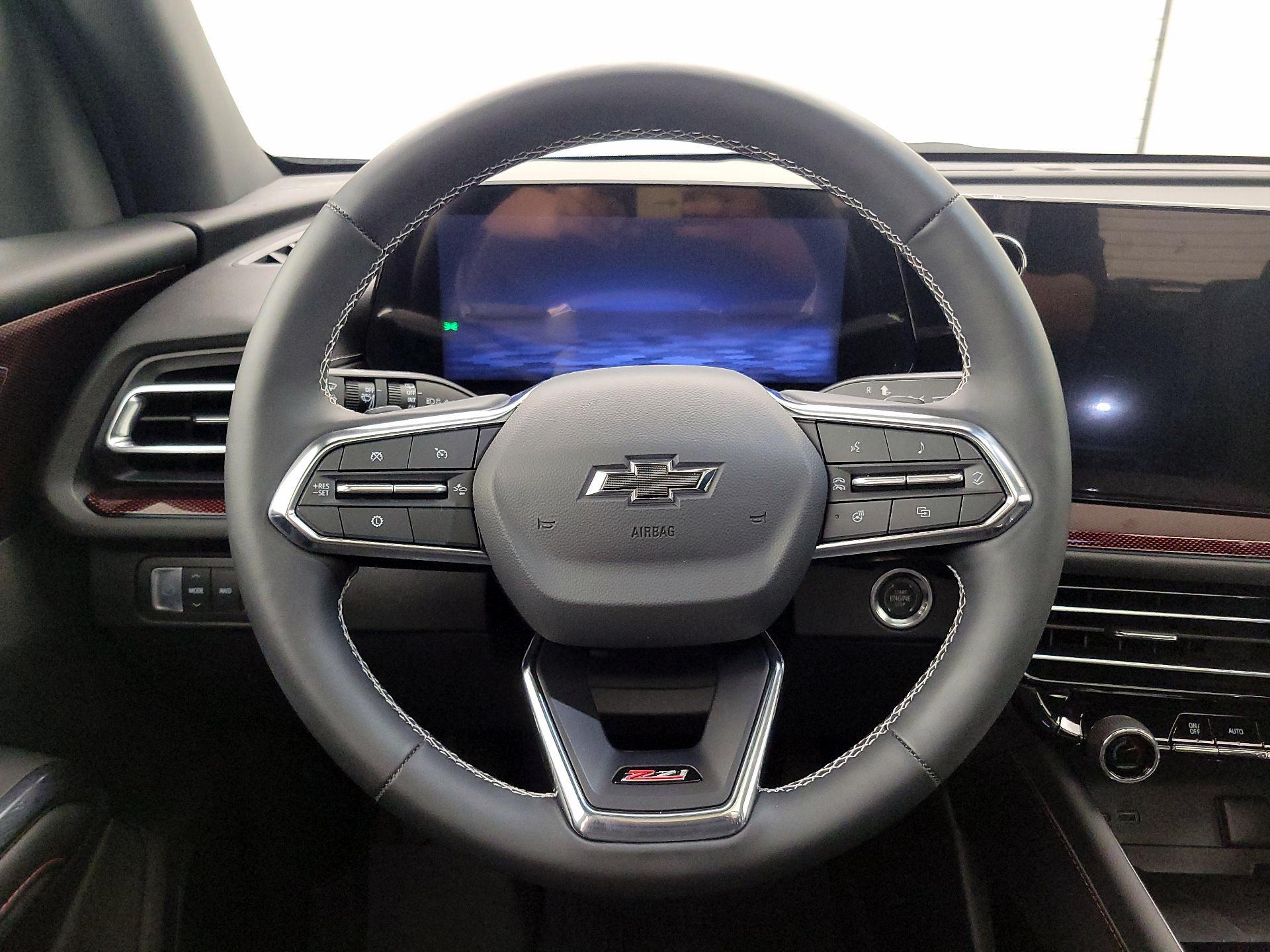 Thumbnail: 2026 Chevrolet Traverse - 10