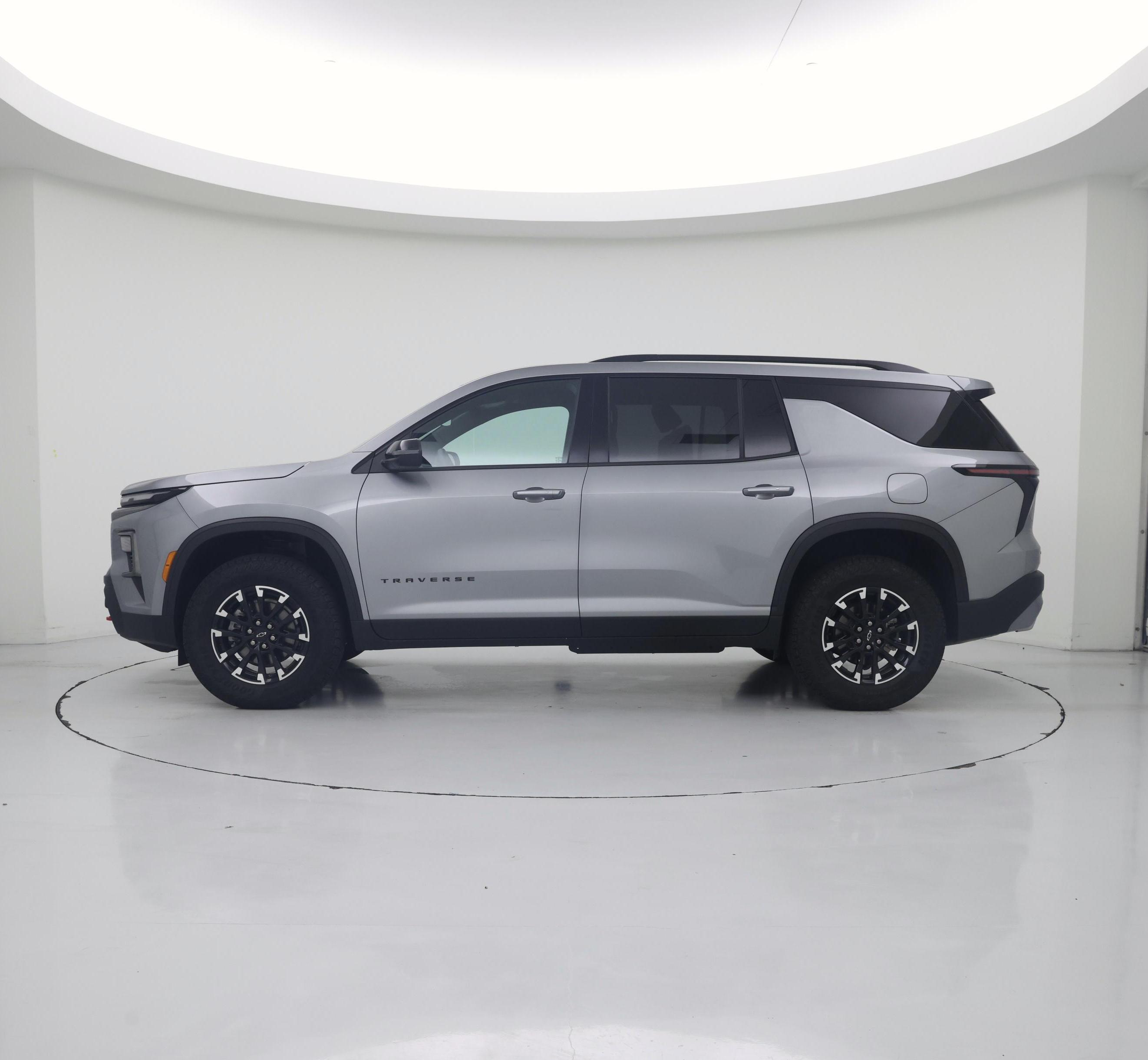 Thumbnail: 2026 Chevrolet Traverse - 3