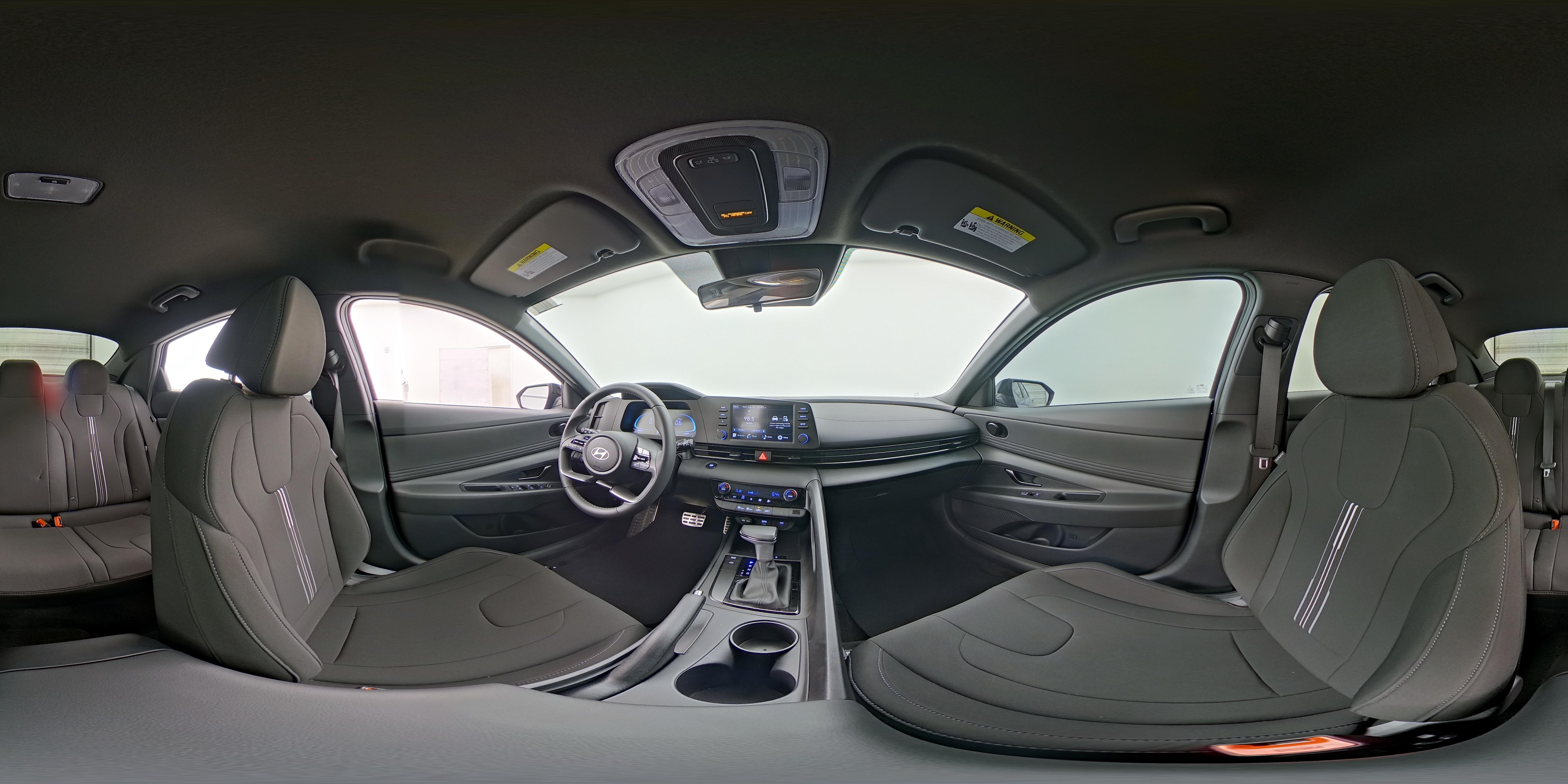 2025 Hyundai Elantra SEL - Photo 24