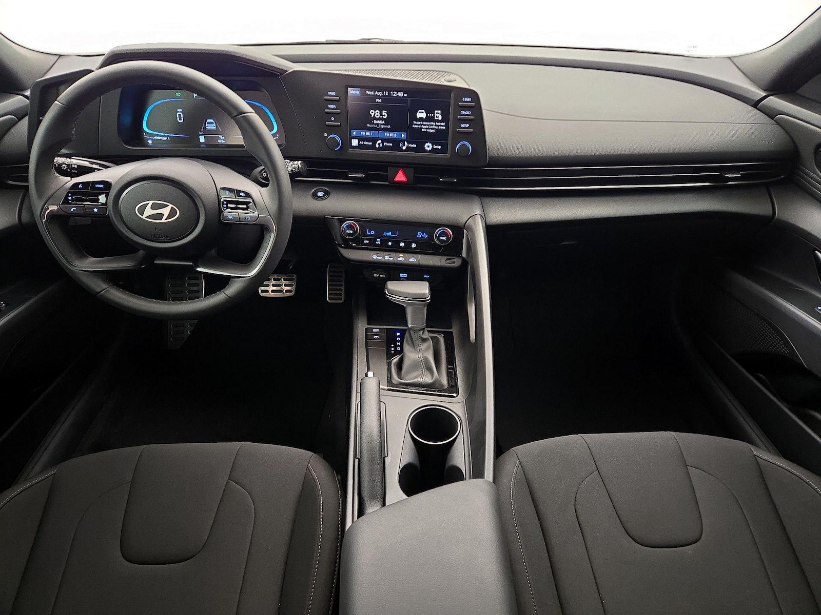 2025 Hyundai Elantra SEL - Photo 10