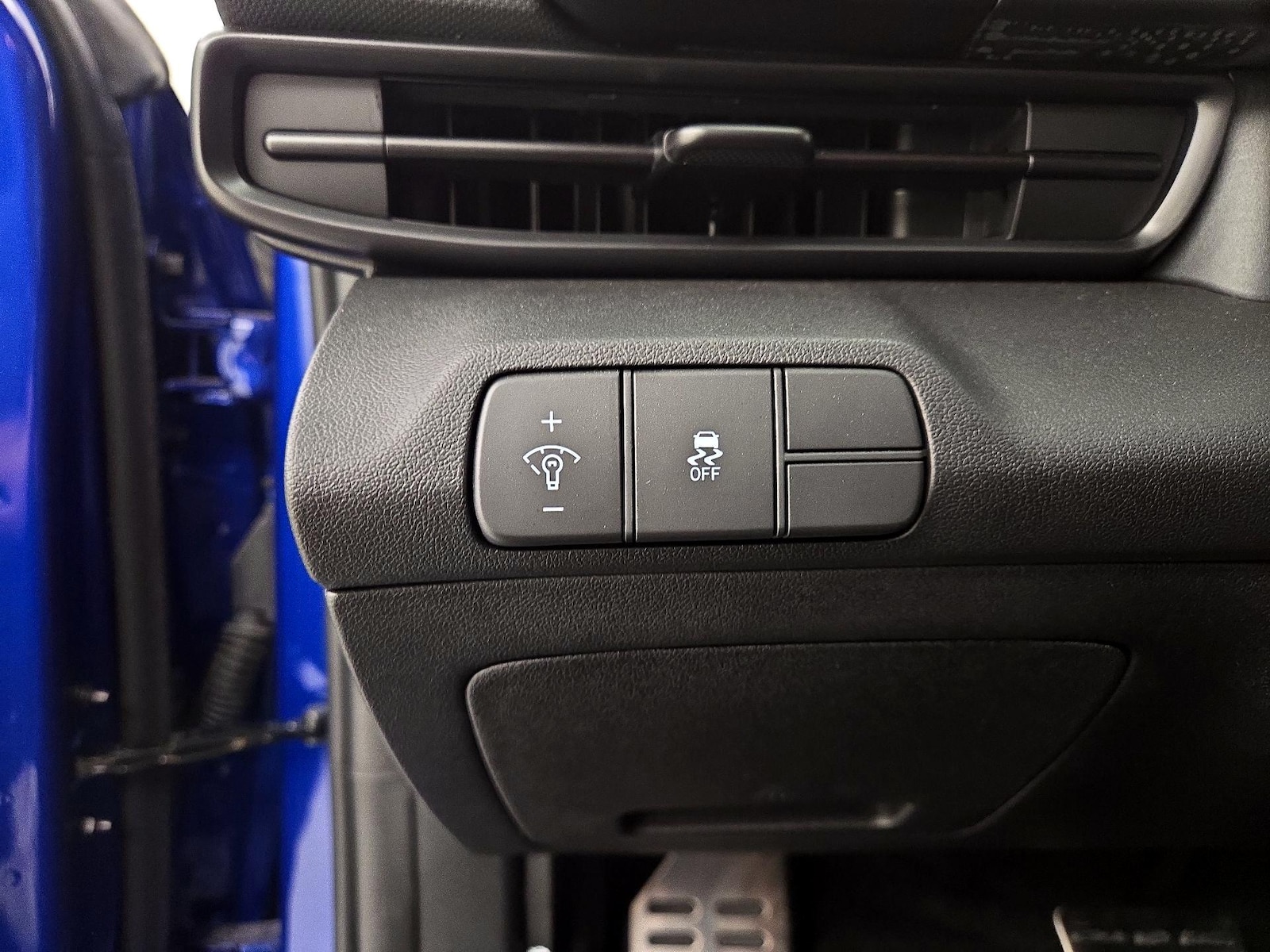 2025 Hyundai Elantra SEL - Photo 14