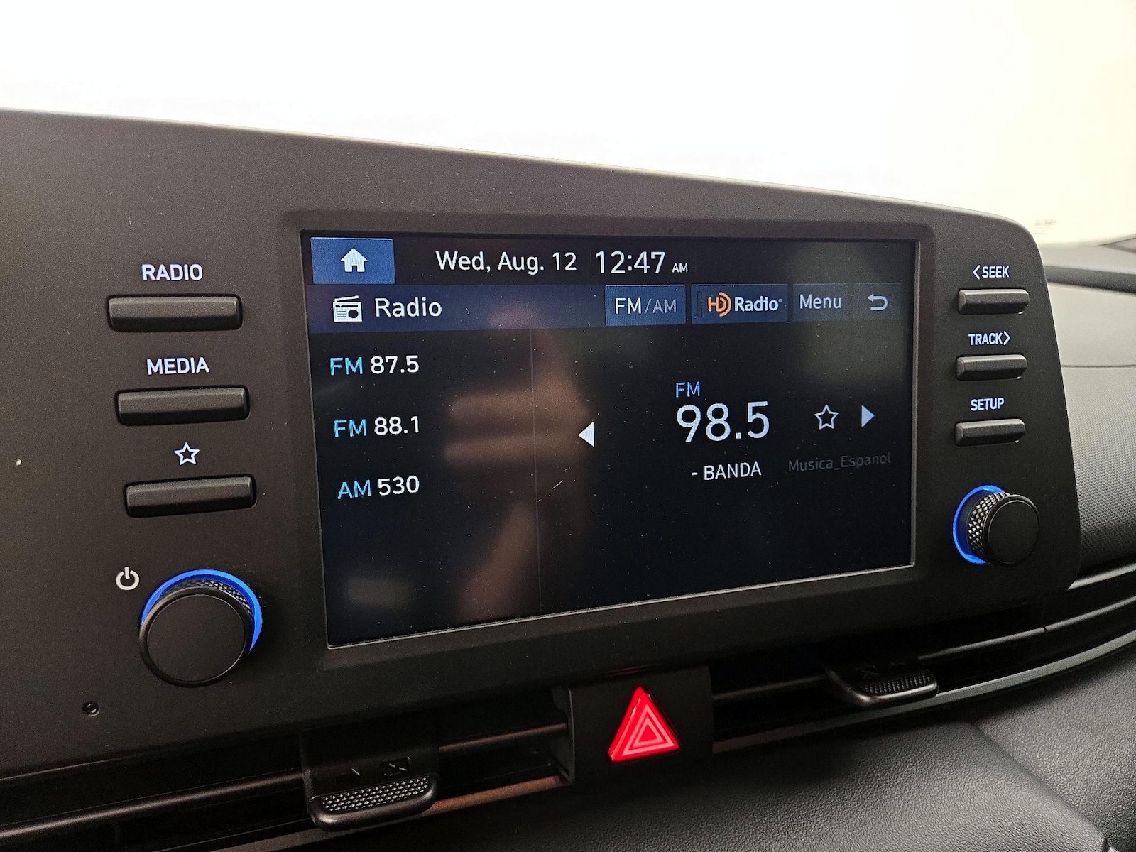 2025 Hyundai Elantra SEL - Photo 16