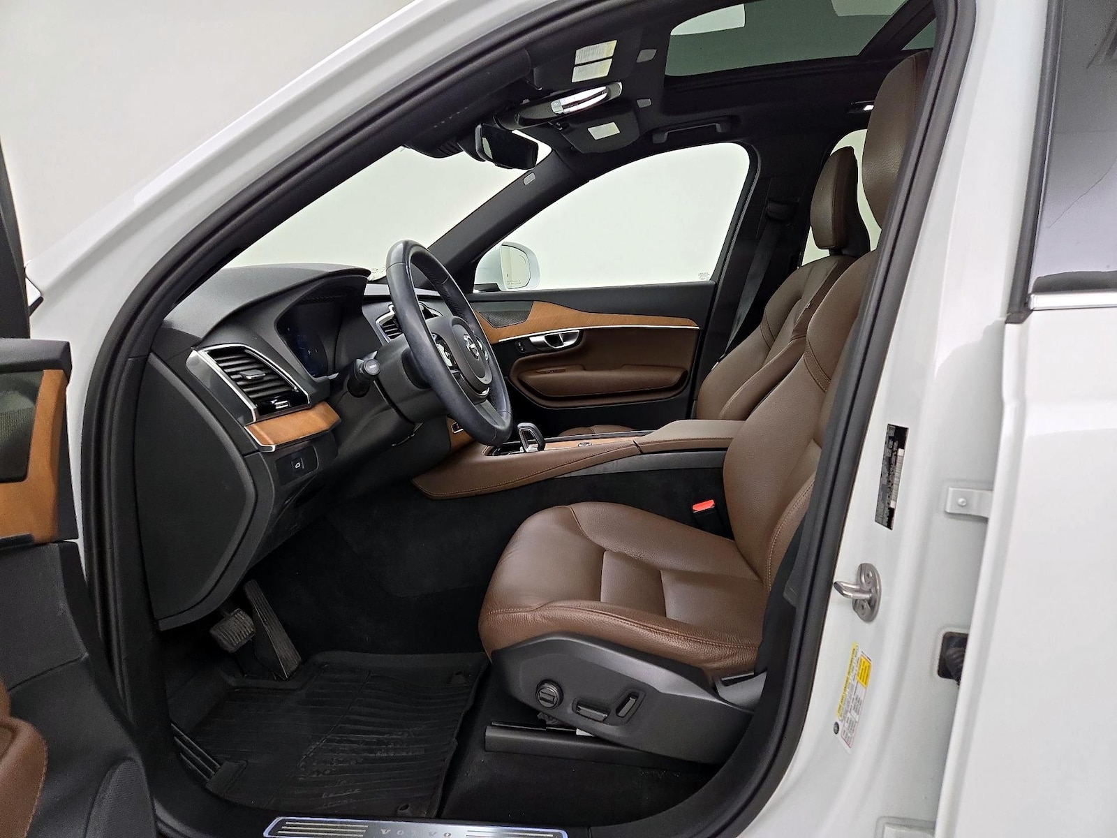 2024 Volvo XC90 Plus - Photo 12