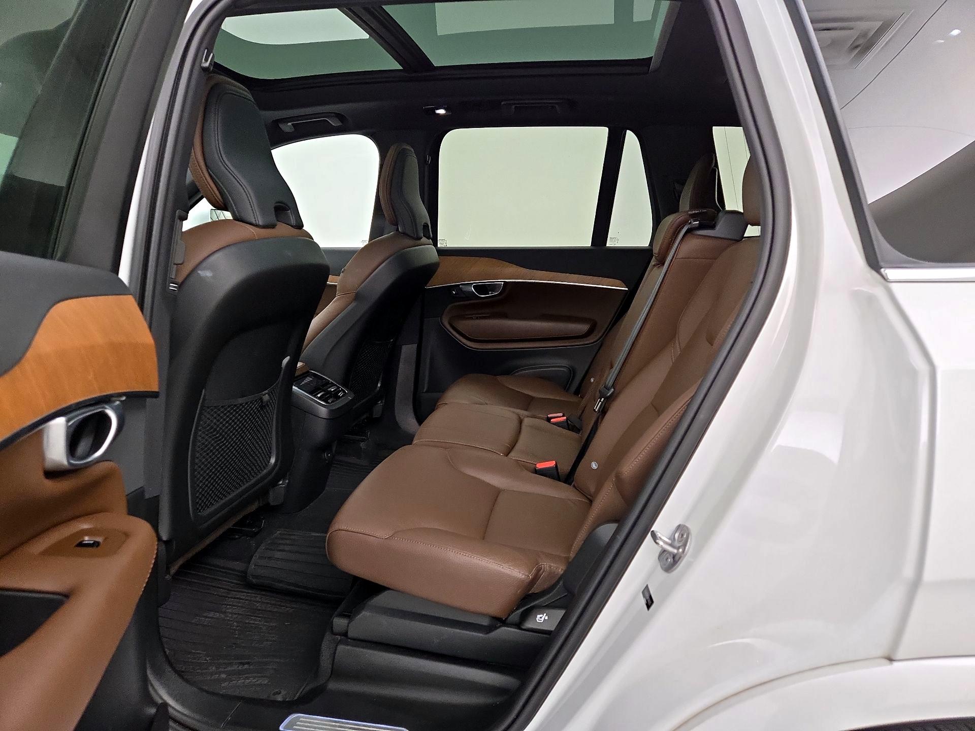 Thumbnail: 2024 Volvo XC90 - 20