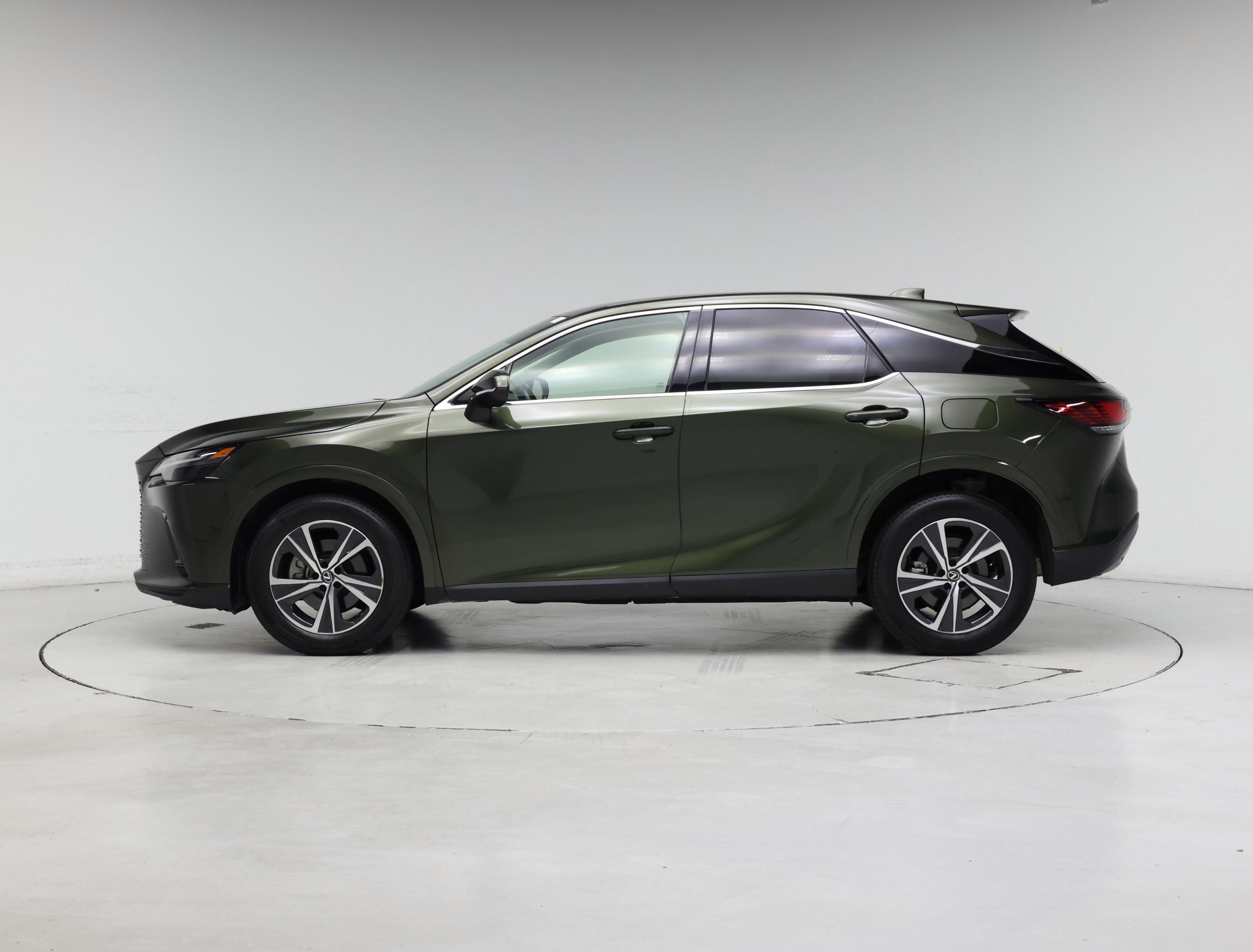 Thumbnail: 2023 Lexus RX - 3