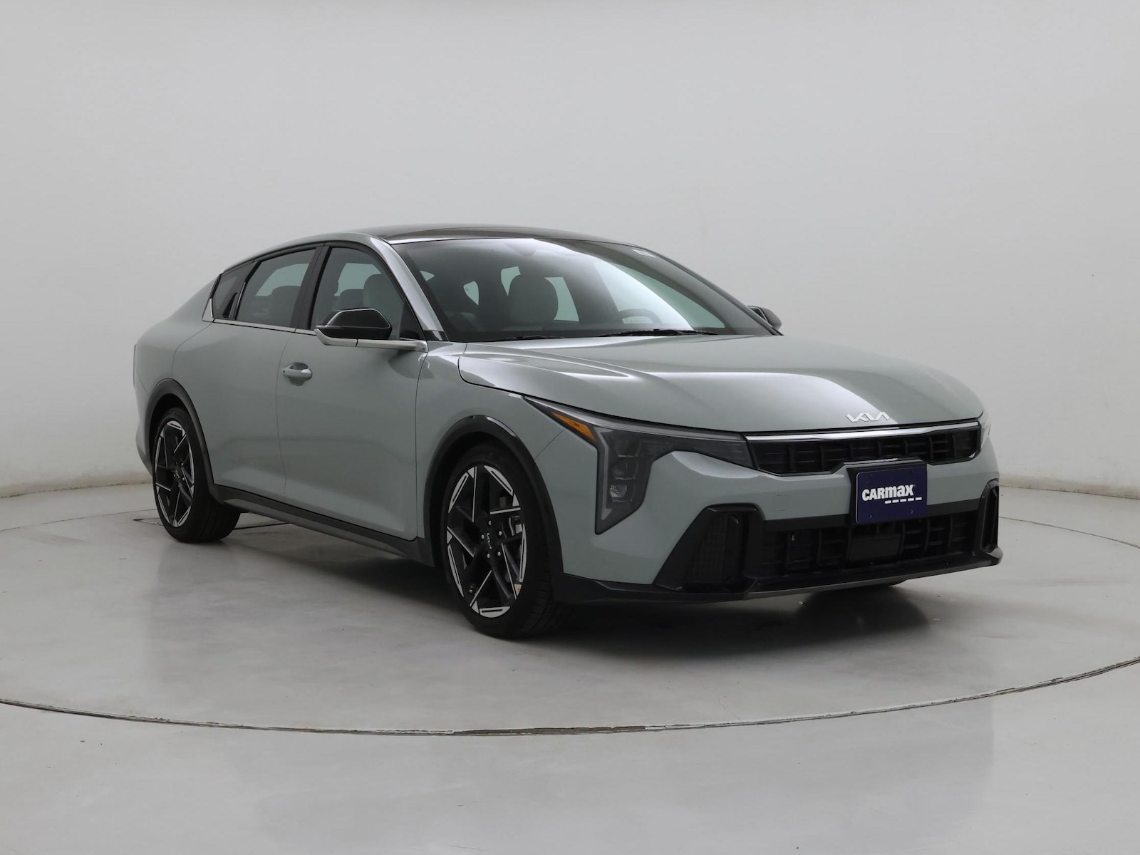 2026 Kia K4 GT-Line - Photo 2