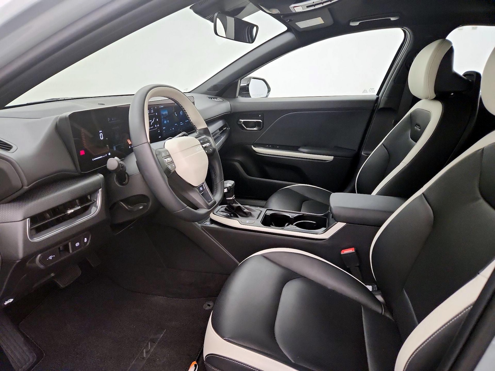 2026 Kia K4 GT-Line - Photo 12