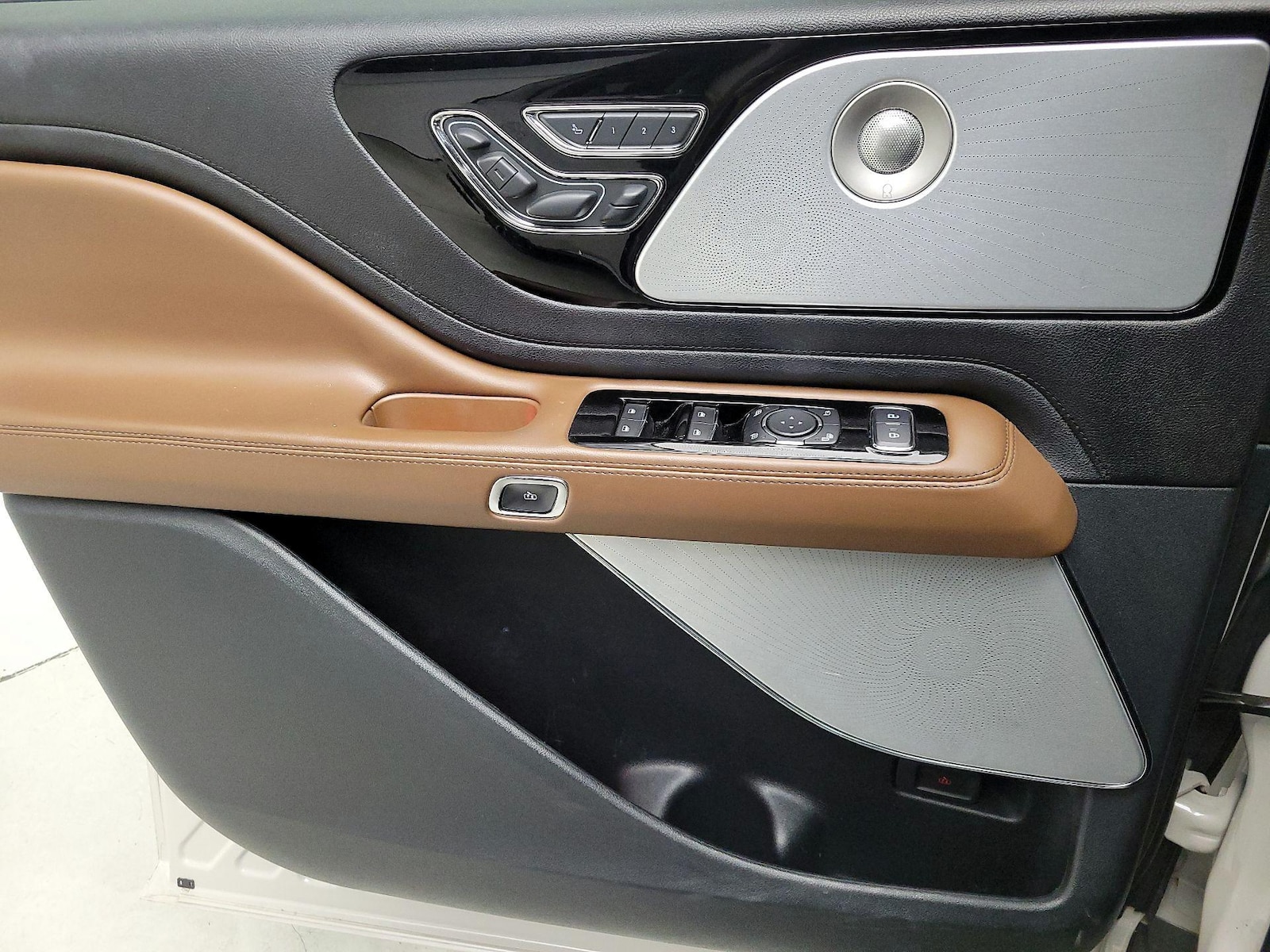 2020 Lincoln Aviator Reserve - Photo 13
