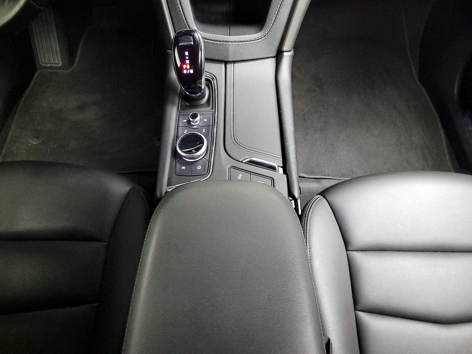 2023 Cadillac XT5 Luxury - Photo 18