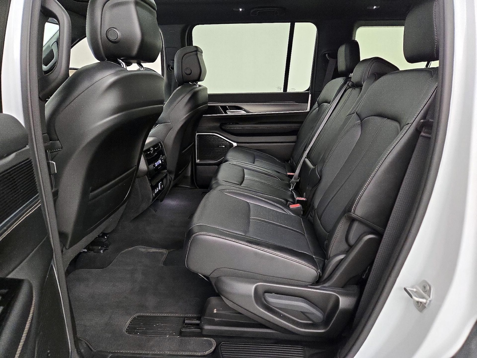 Rear Air Conditioning