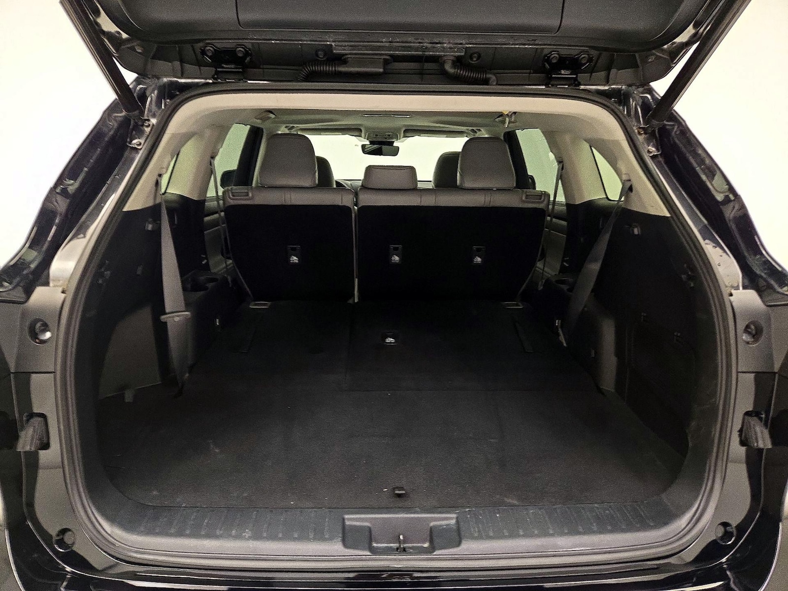 2022 Toyota Highlander XLE - Photo 24