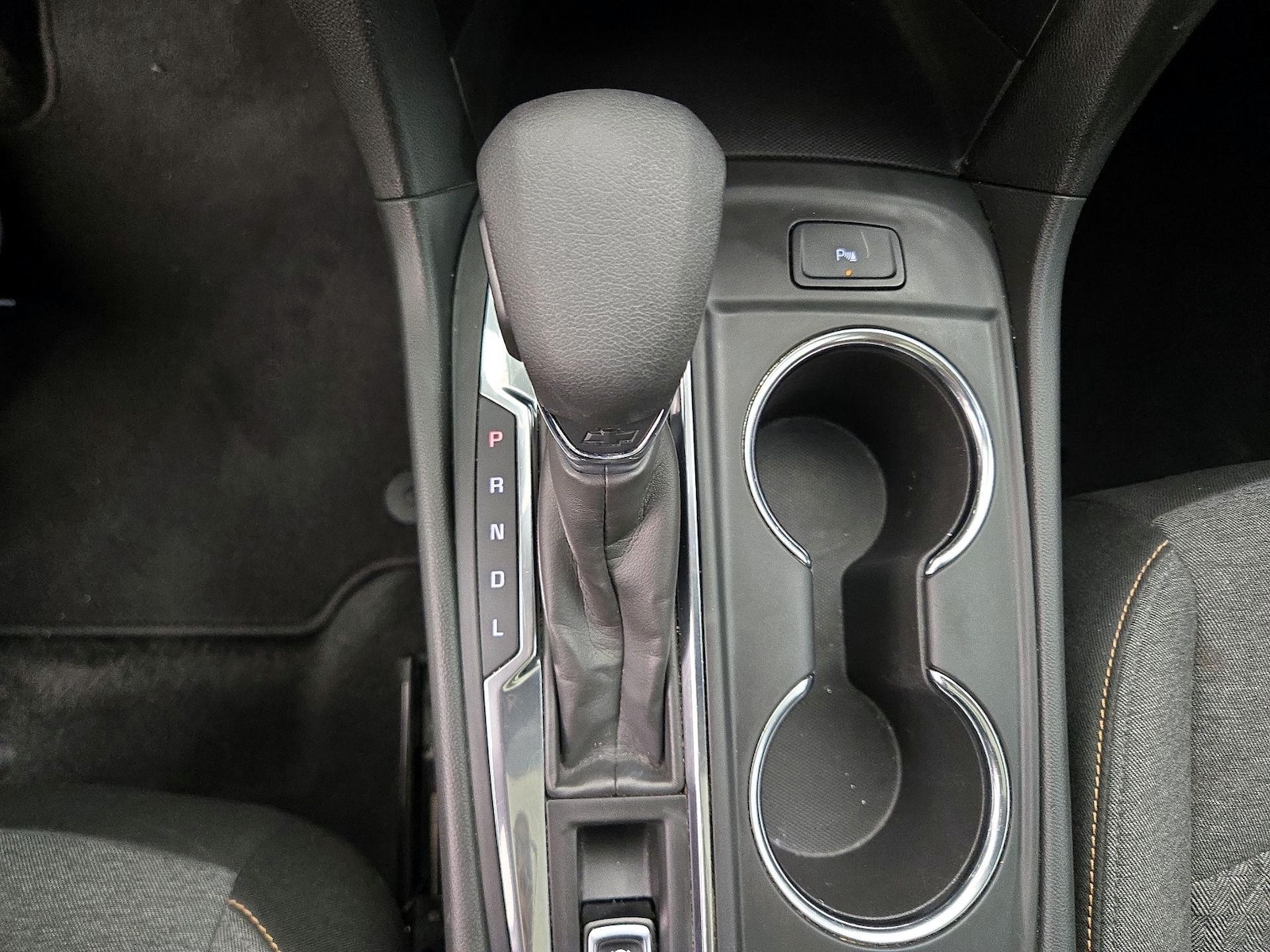 2022 Chevrolet Equinox LT - Photo 18