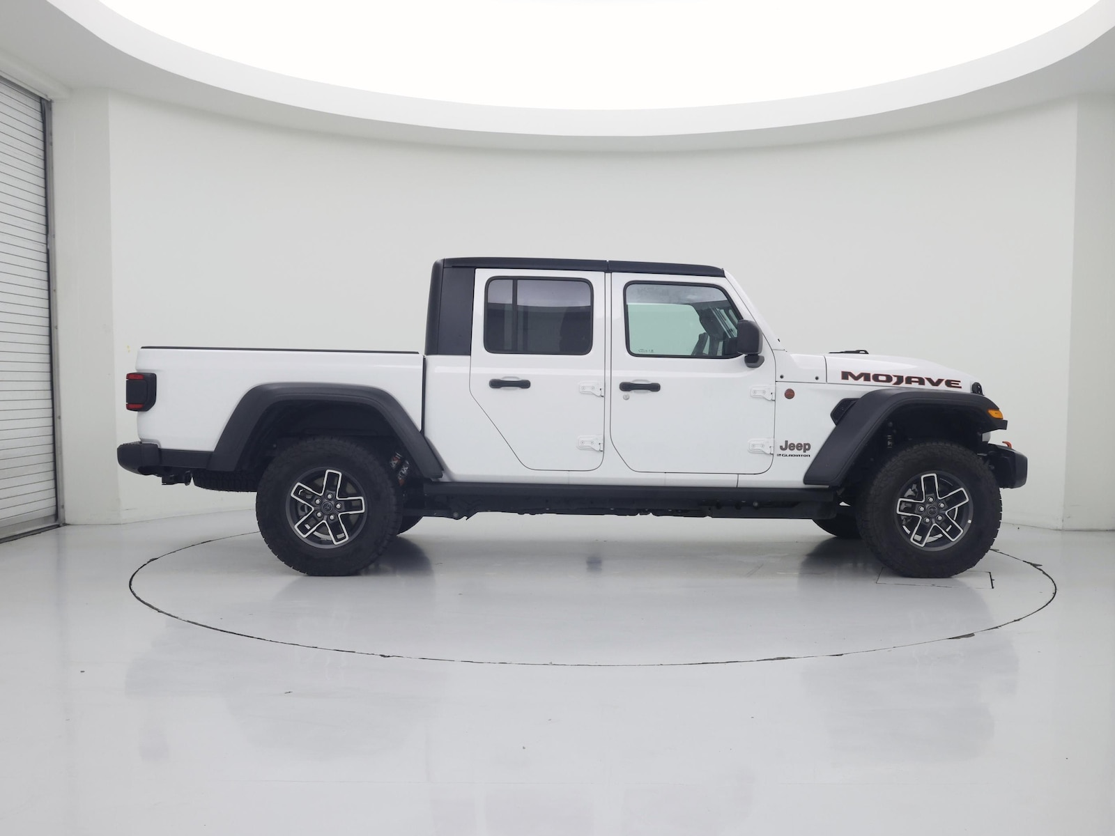 2026 Jeep Gladiator Mojave - Photo 8