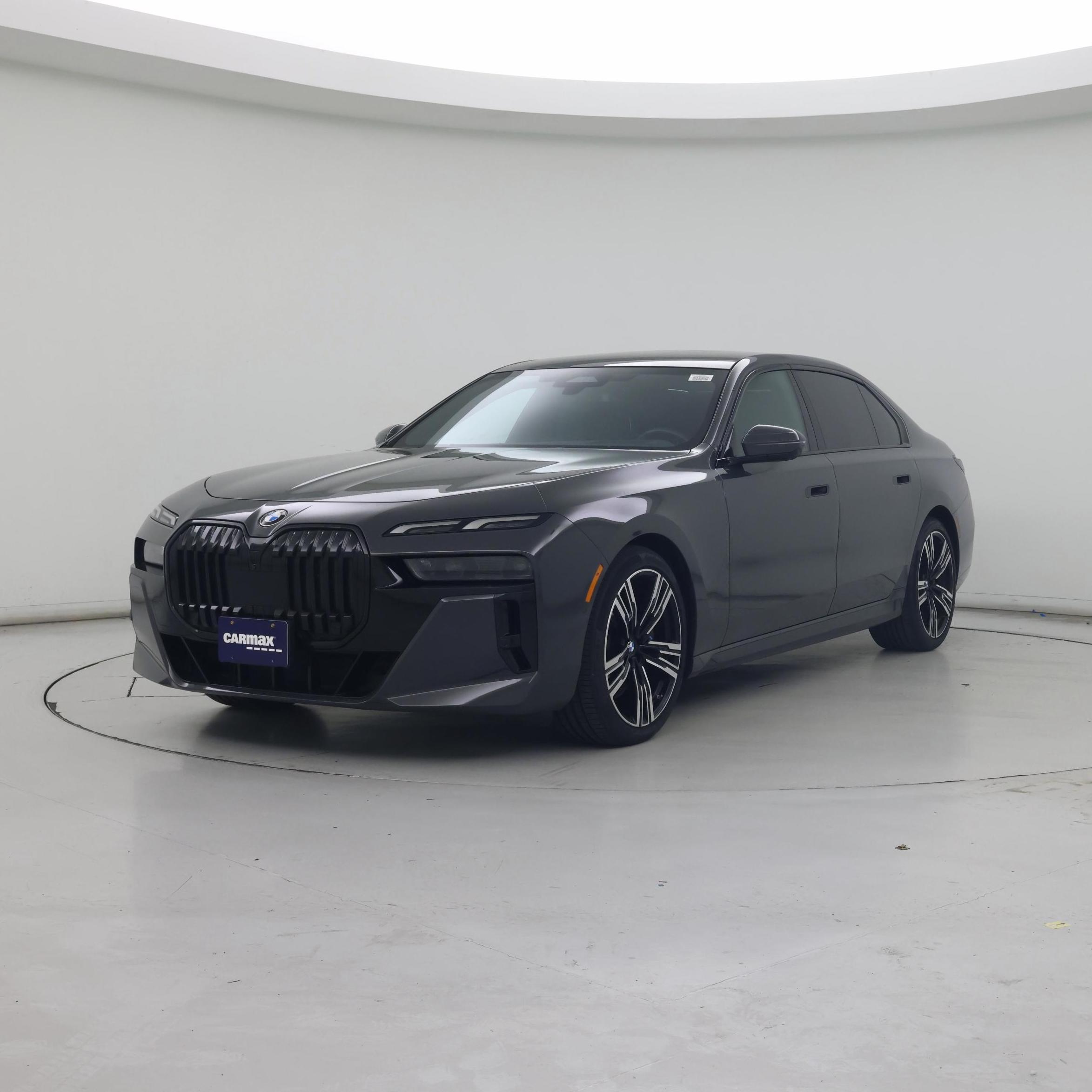 Thumbnail: 2023 BMW 7 Series - 4