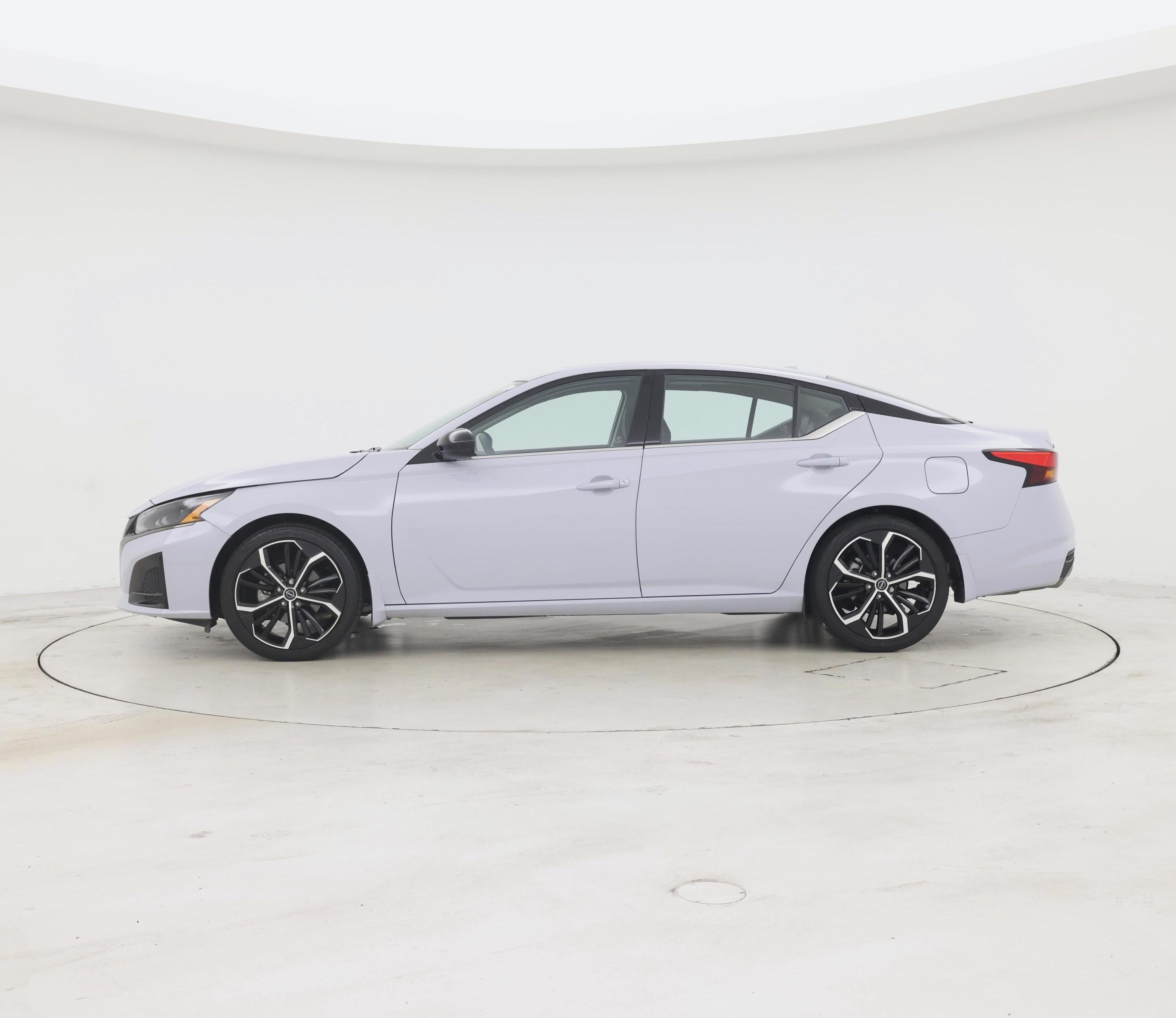 Thumbnail: 2024 Nissan Altima - 3