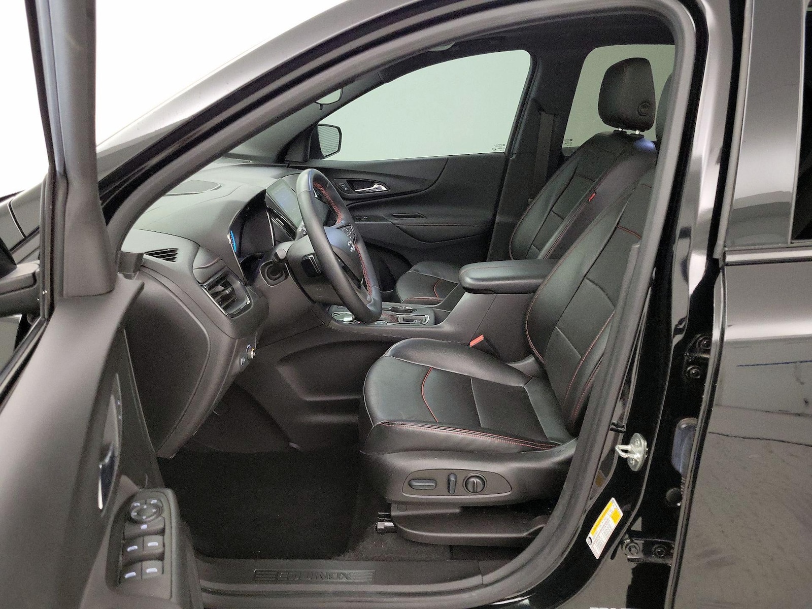 2023 Chevrolet Equinox RS - Photo 12