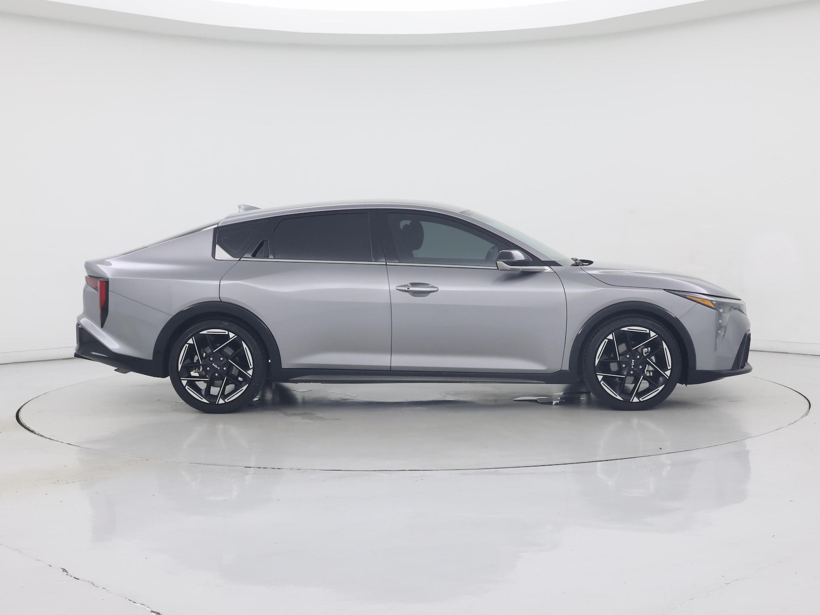 2025 Kia K4 GT-Line - Photo 8