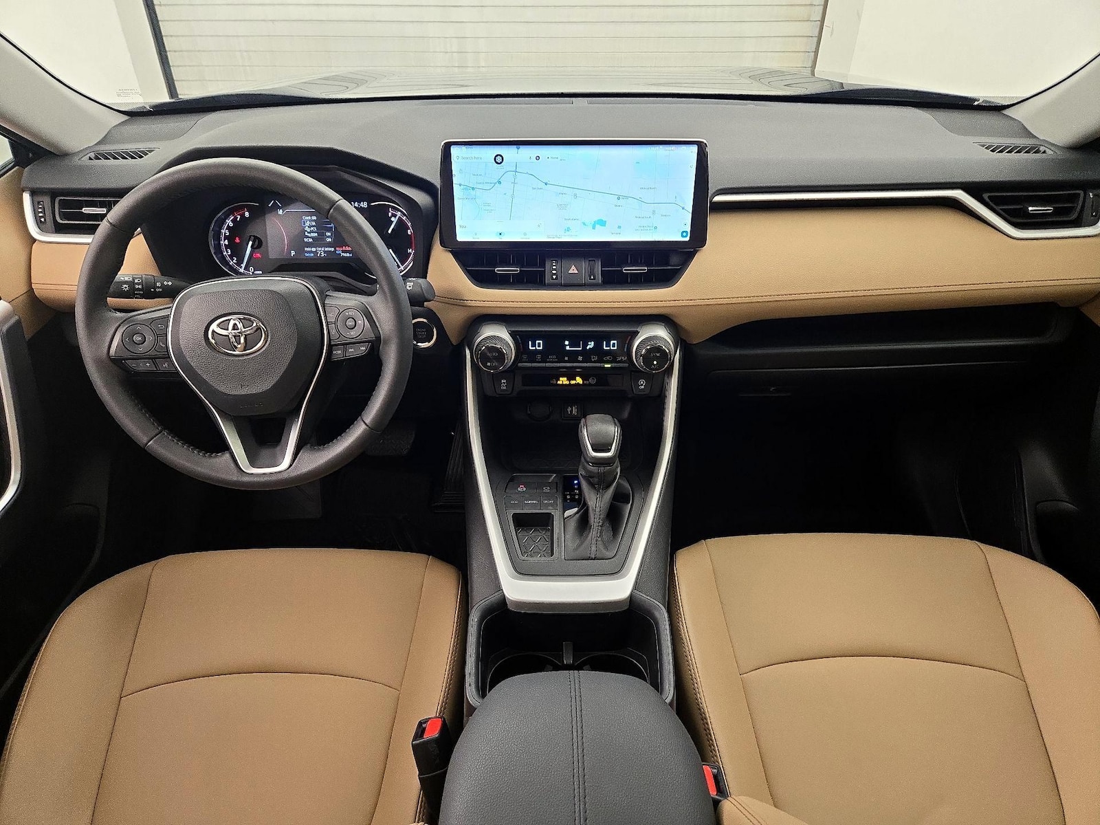 2025 Toyota RAV4 XLE Premium - Photo 10