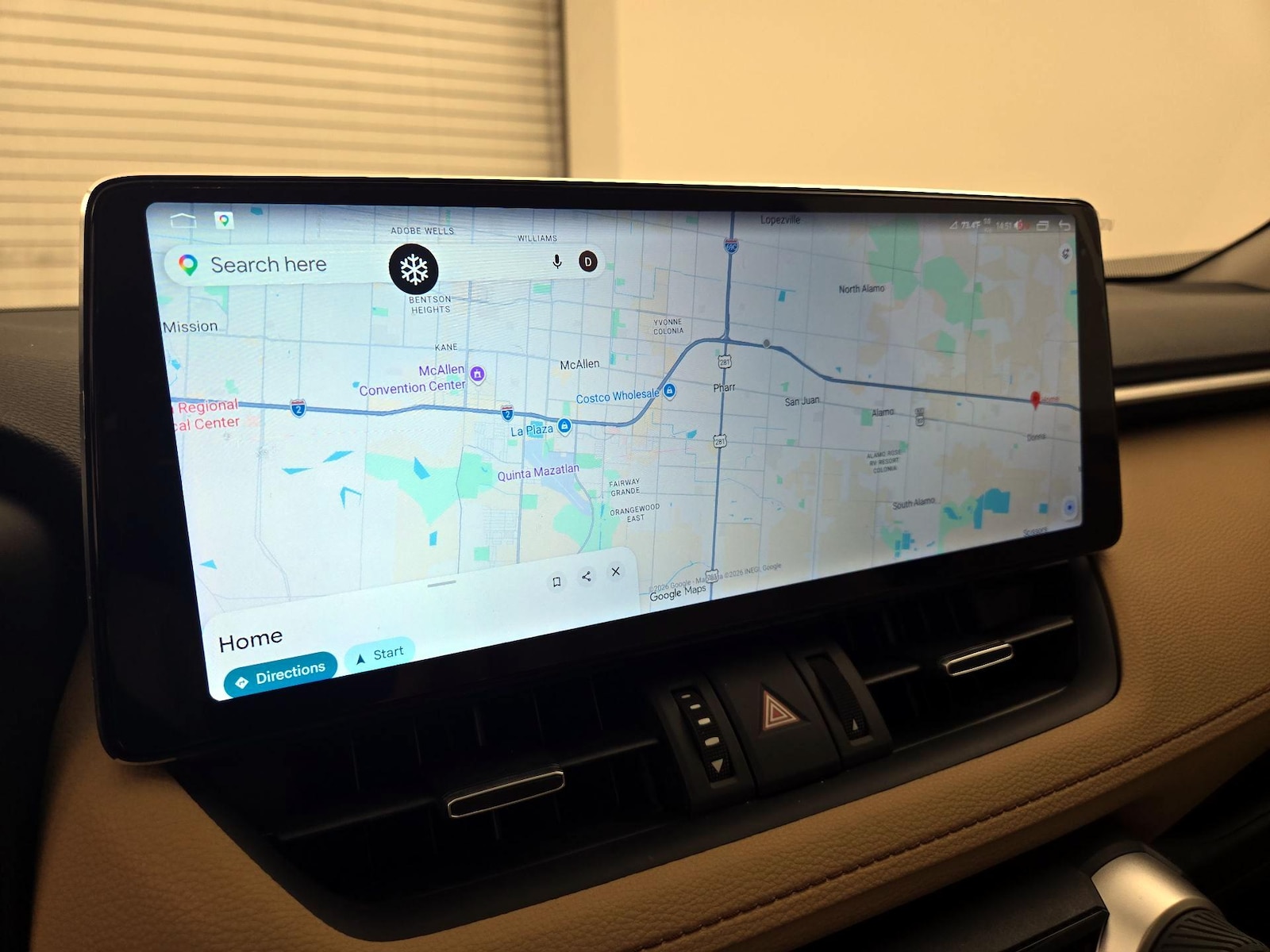 2025 Toyota RAV4 XLE Premium - Photo 15