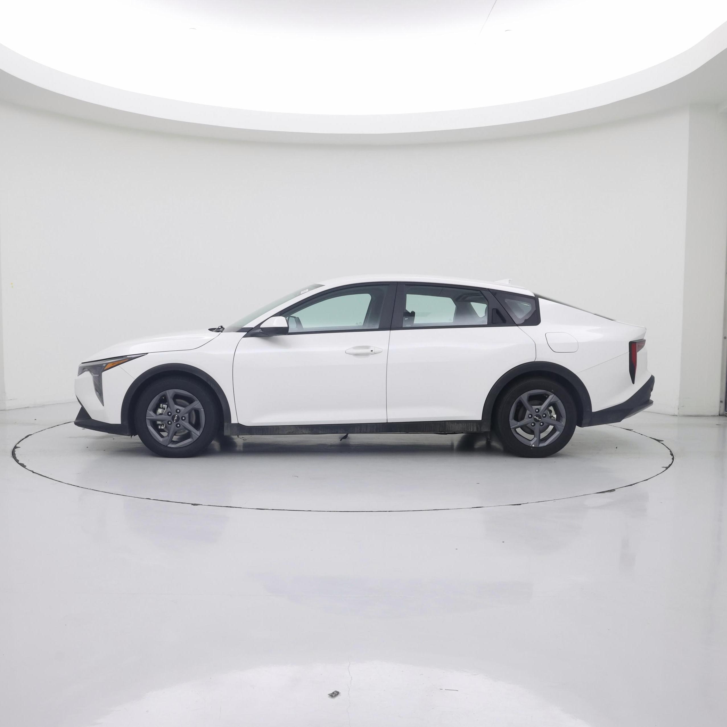 Thumbnail: 2025 Kia K4 - 3