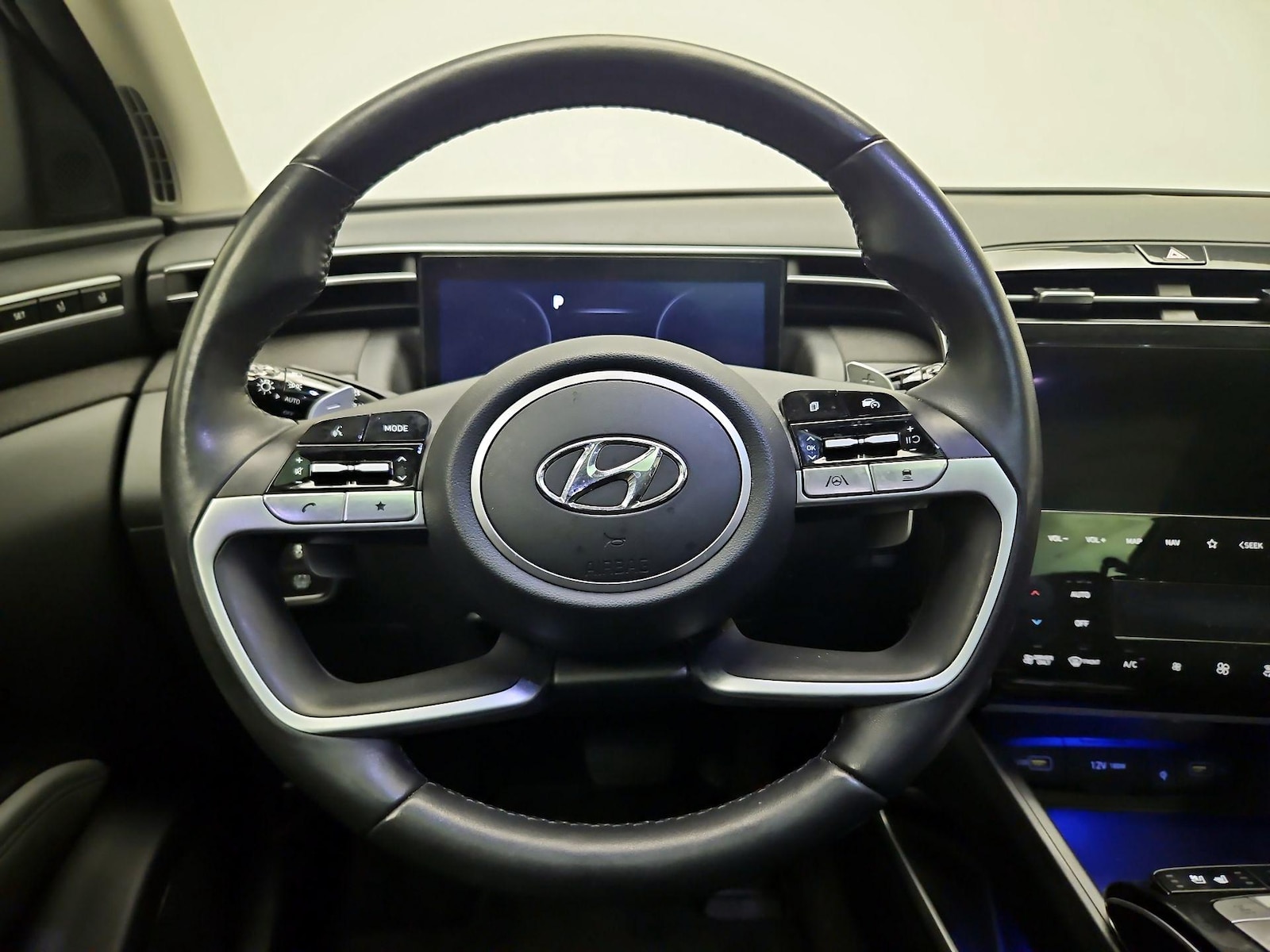 2024 Hyundai Tucson Limited - Photo 11