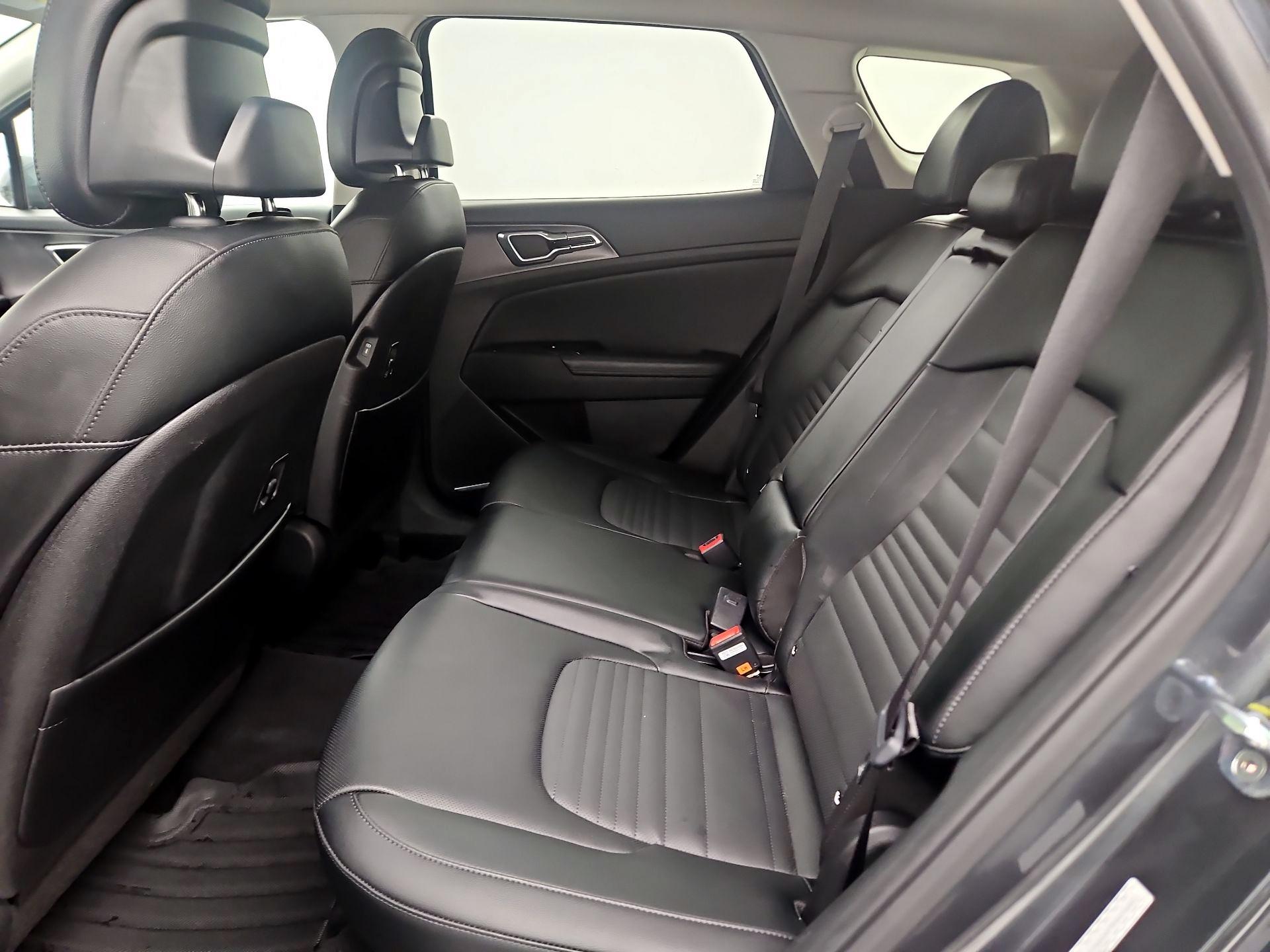 Thumbnail: 2023 Kia Sportage - 18