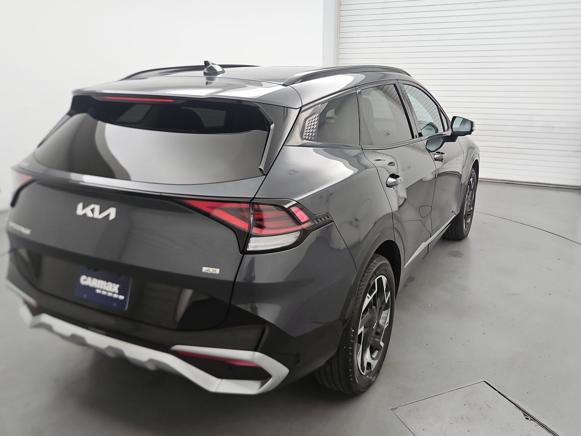 Thumbnail: 2023 Kia Sportage - 5
