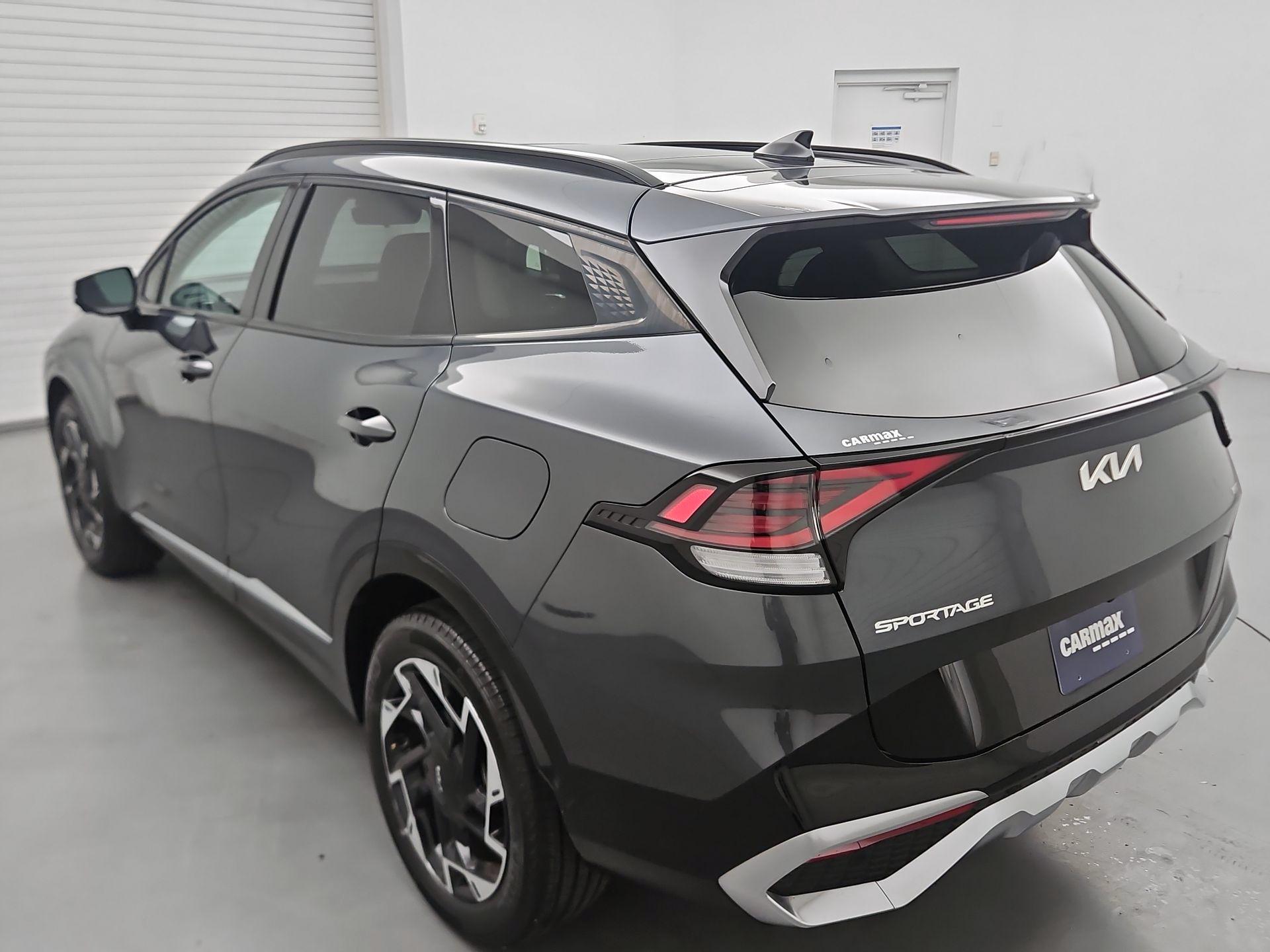 Thumbnail: 2023 Kia Sportage - 7
